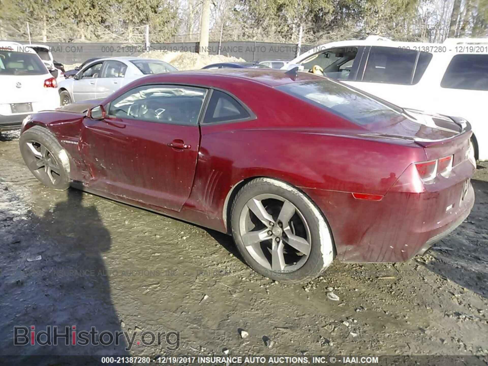 2011 Chevrolet Camaro - VIN: 2G1FB1ED2B9159139 - Фото 3