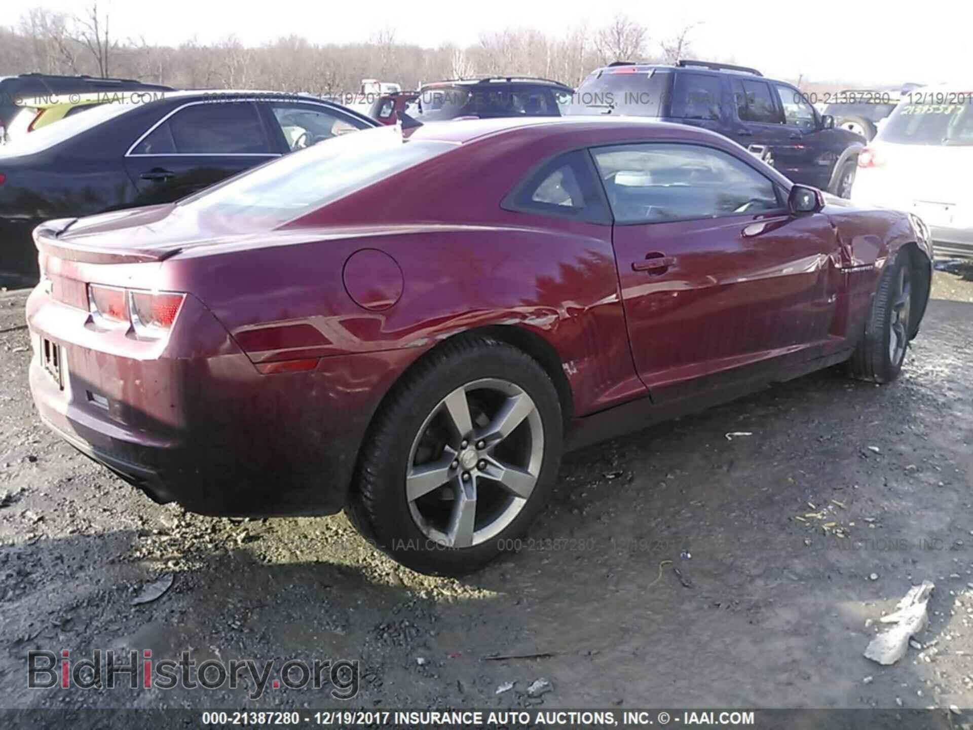 2011 Chevrolet Camaro - VIN: 2G1FB1ED2B9159139 - Фото 4