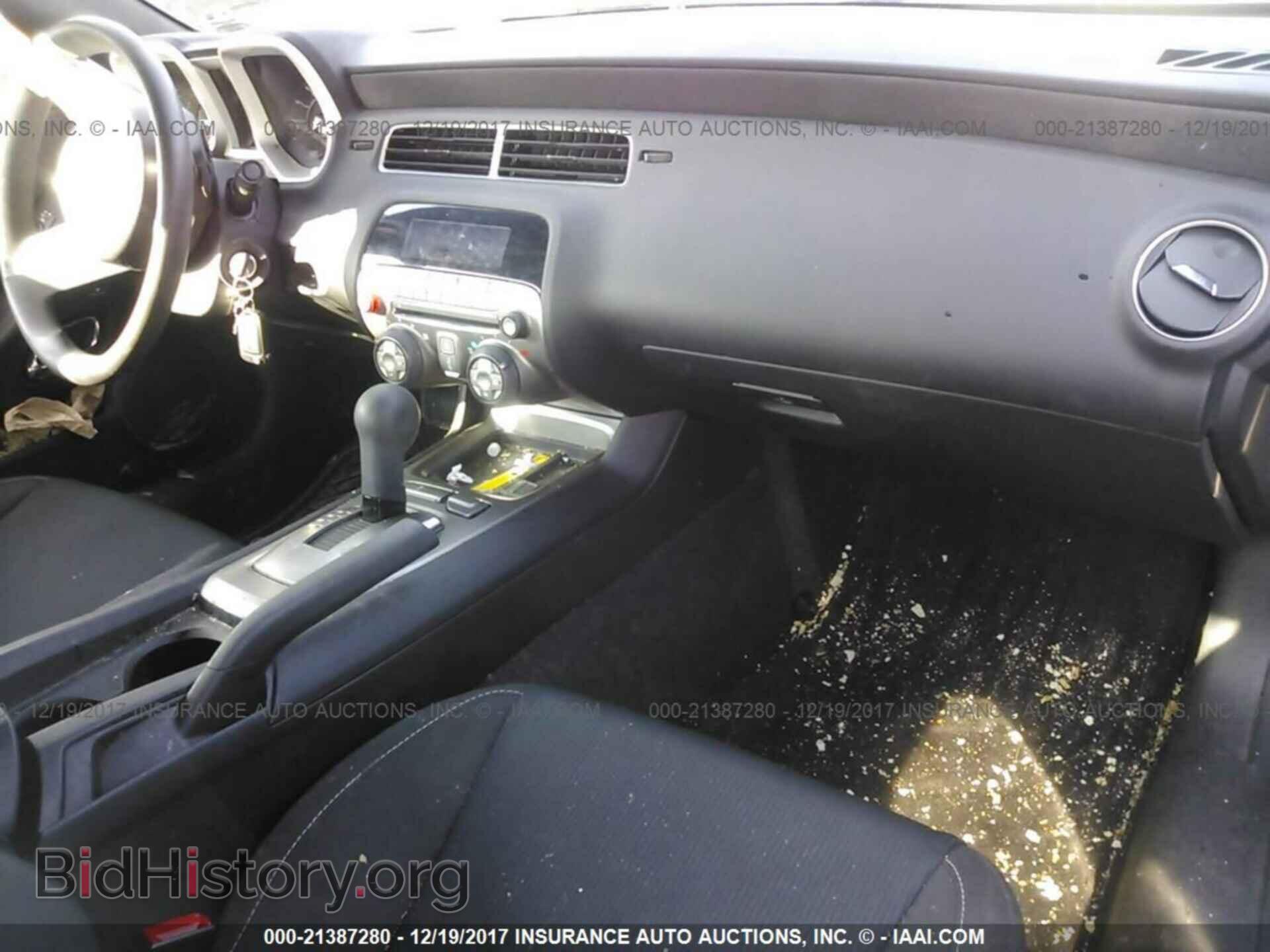 2011 Chevrolet Camaro - VIN: 2G1FB1ED2B9159139 - Фото 5