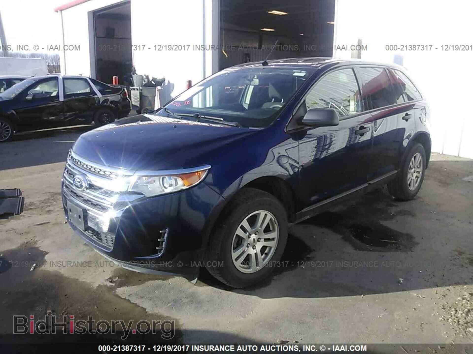 2011 Ford Edge - VIN: 2FMDK3GC2BBB48645 - Фото 2