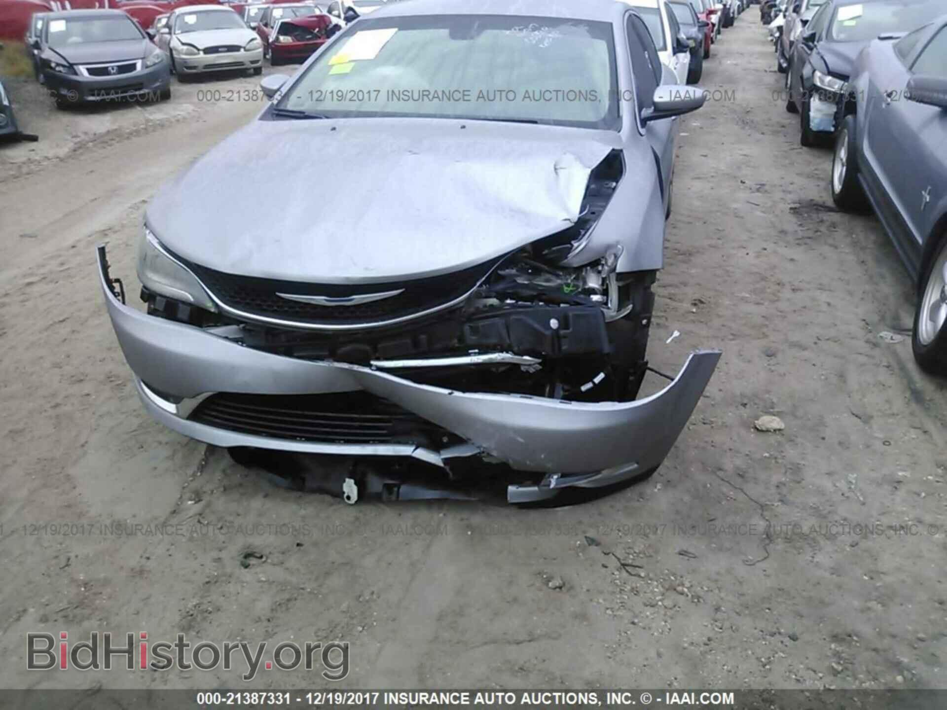 2015 Chrysler 200 - VIN: 1C3CCCAB5FN606920 - Photo 6