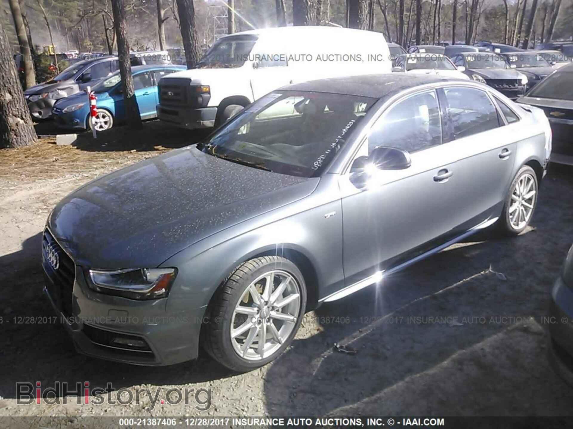 2016 Audi A4 - VIN: WAUDFAFLXGN000802 - Photo 2