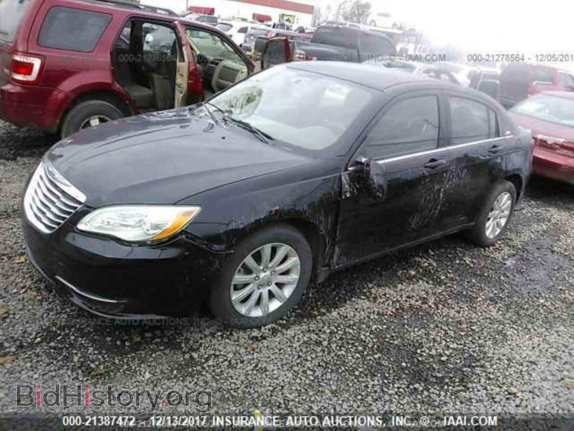 2012 Chrysler 200 - VIN: 1C3CCBBB1CN105205 - Фото 2