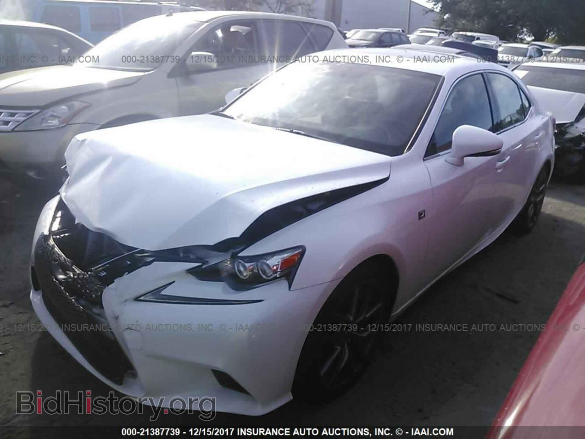 2014 Lexus Is - VIN: JTHBE1D21E5013117 - Photo 2