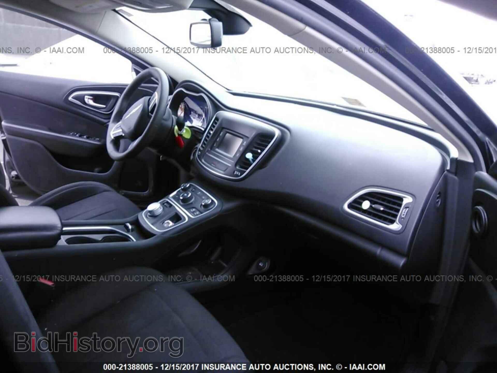2015 Chrysler 200 - VIN: 1C3CCCAB5FN662226 - Фото 5
