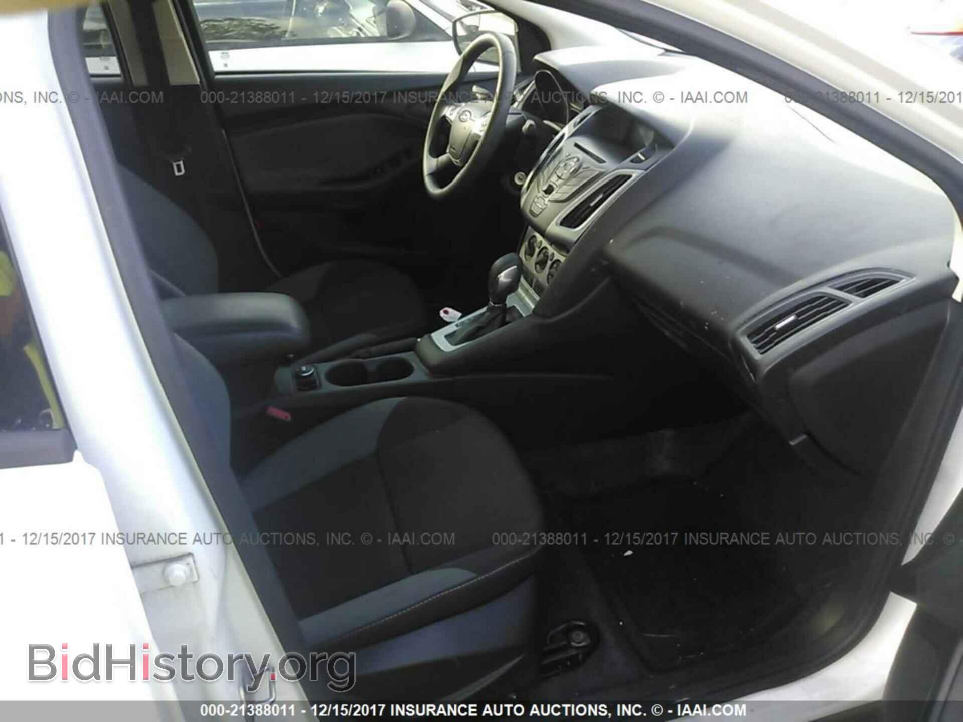 2012 Ford Focus - VIN: 1FAHP3F21CL252342 - Photo 5