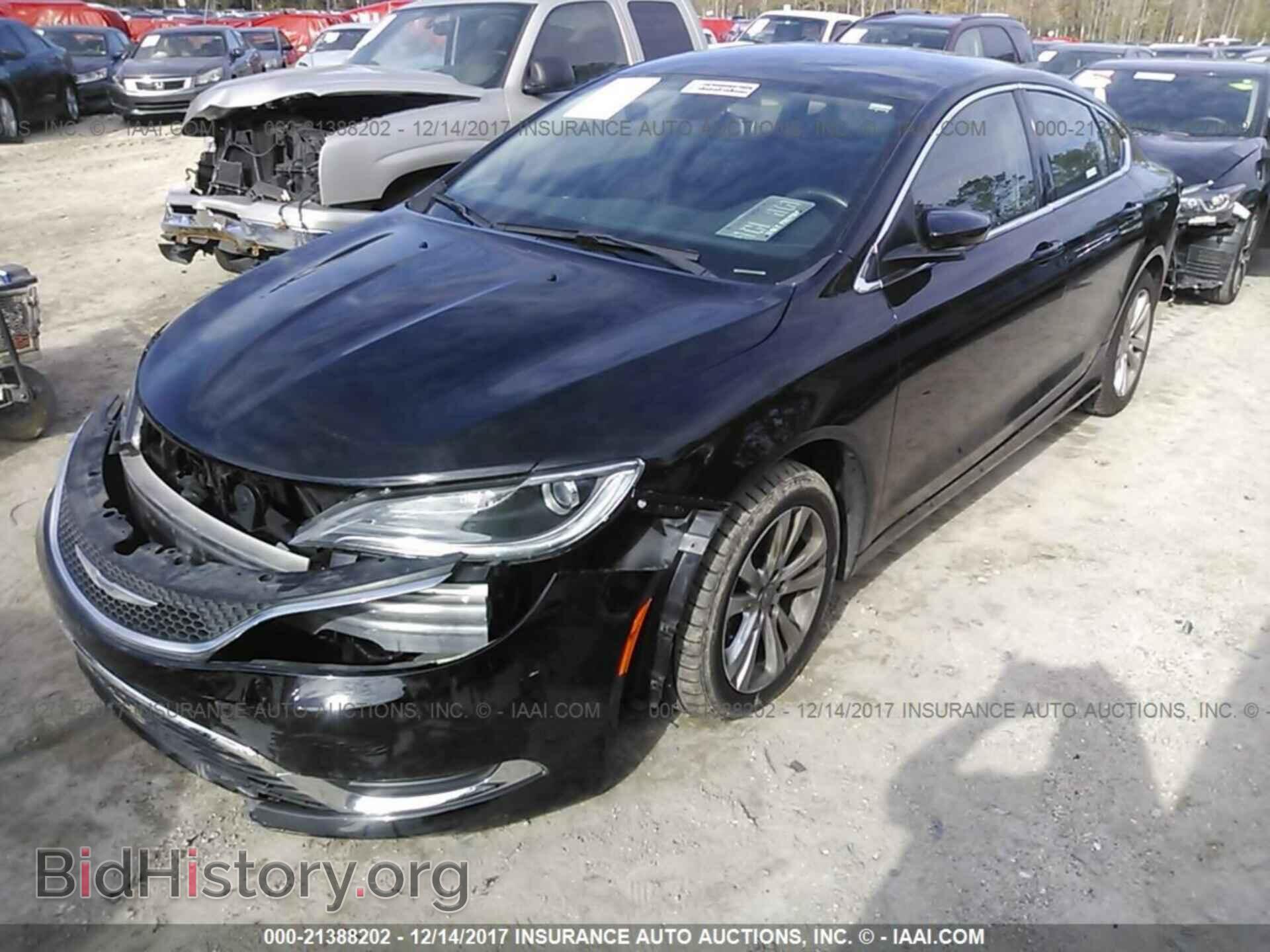 2016 Chrysler 200 - VIN: 1C3CCCAB8GN164328 - Фото 2