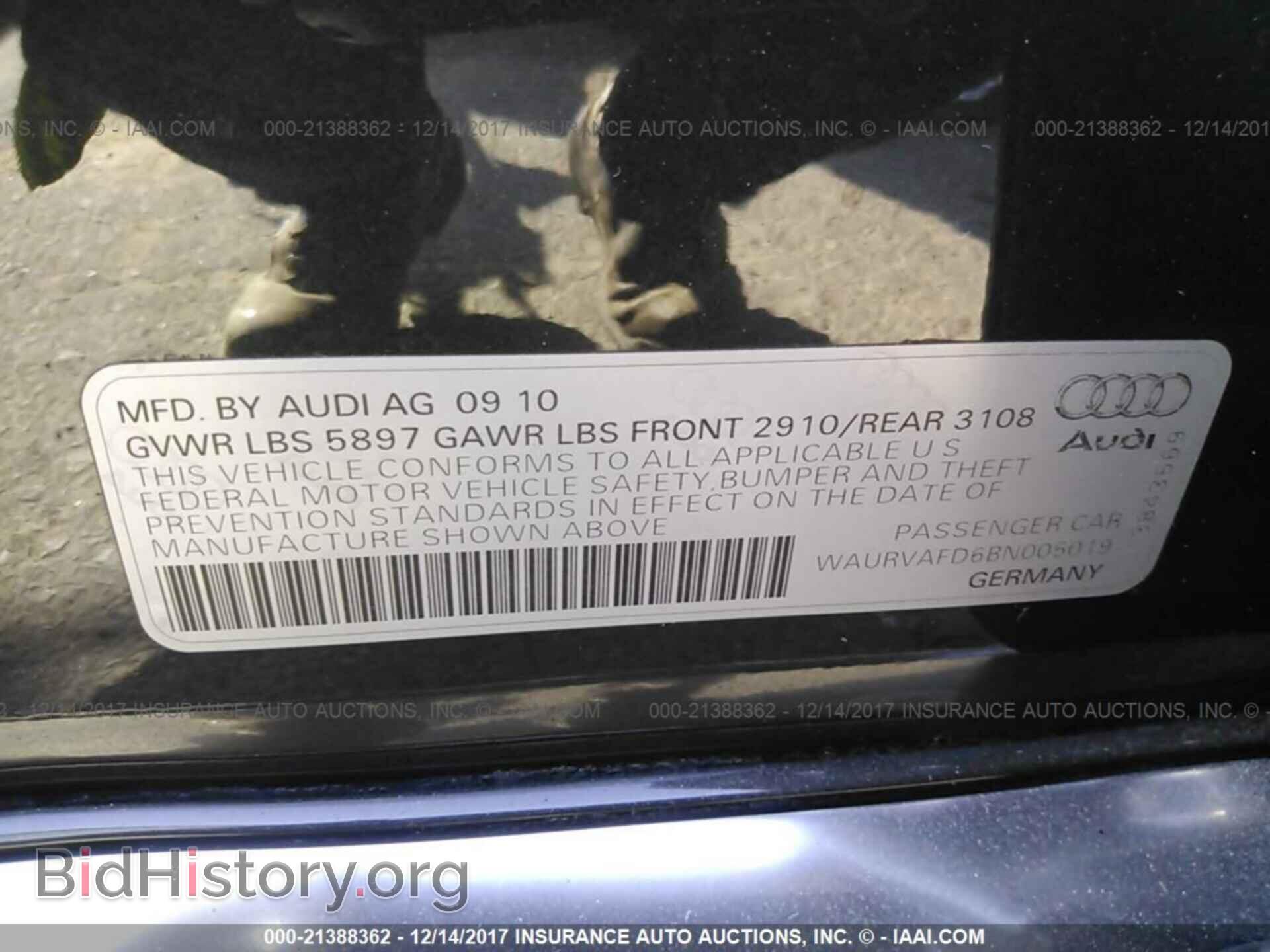 2011 Audi A8 - VIN: WAURVAFD6BN005019 - Photo 9