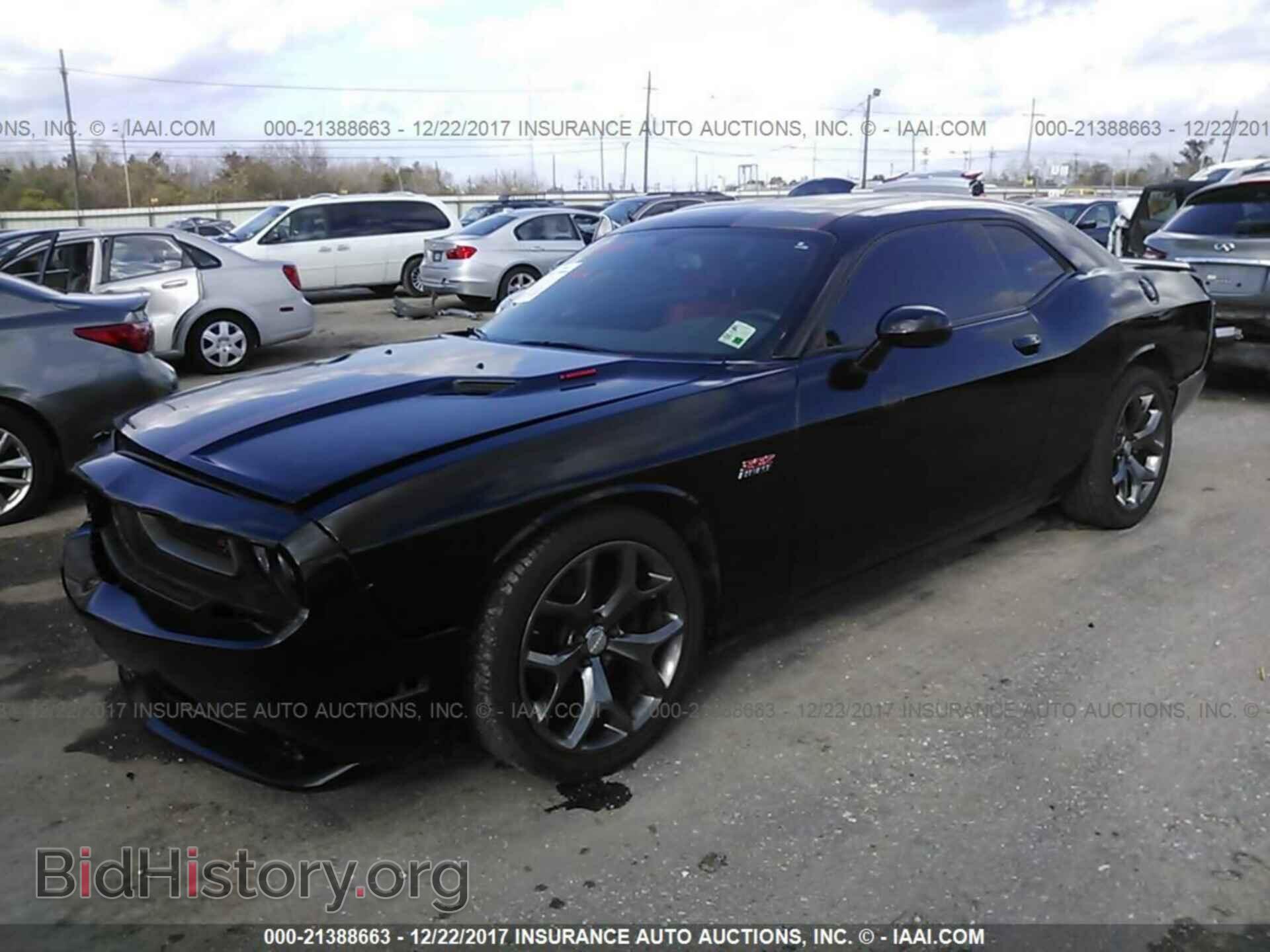 2013 Dodge Challenger - VIN: 2C3CDYBT9DH608001 - Photo 2