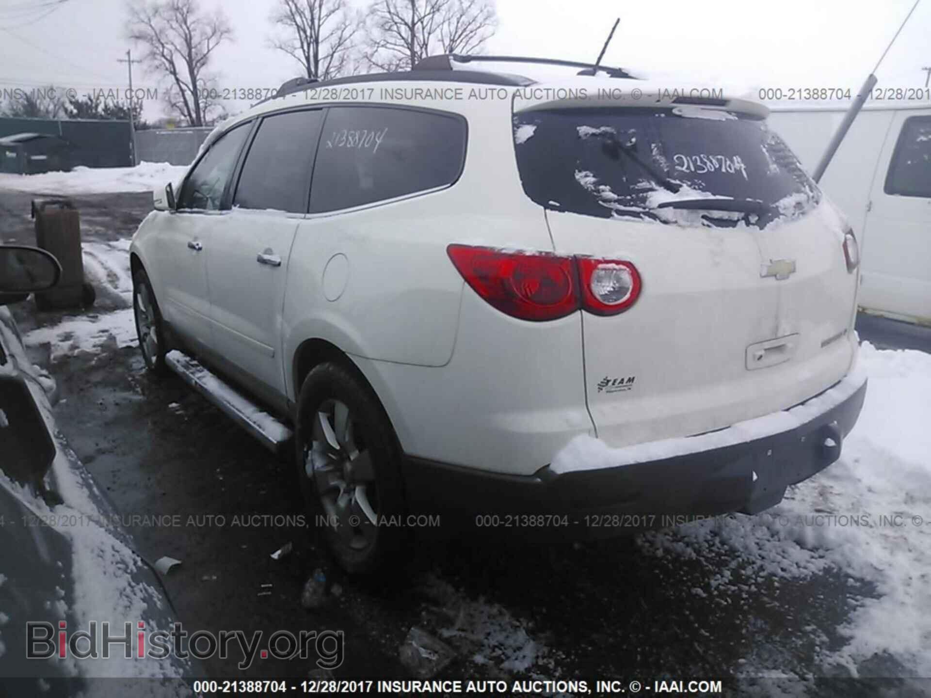 2012 Chevrolet Traverse - VIN: 1GNKRGED5CJ213079 - Фото 3