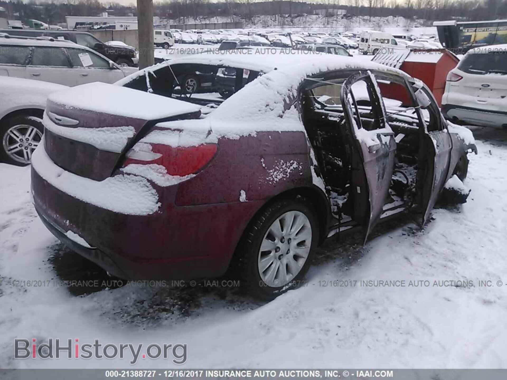 2012 Chrysler 200 - VIN: 1C3CCBAB7CN292189 - Фото 4
