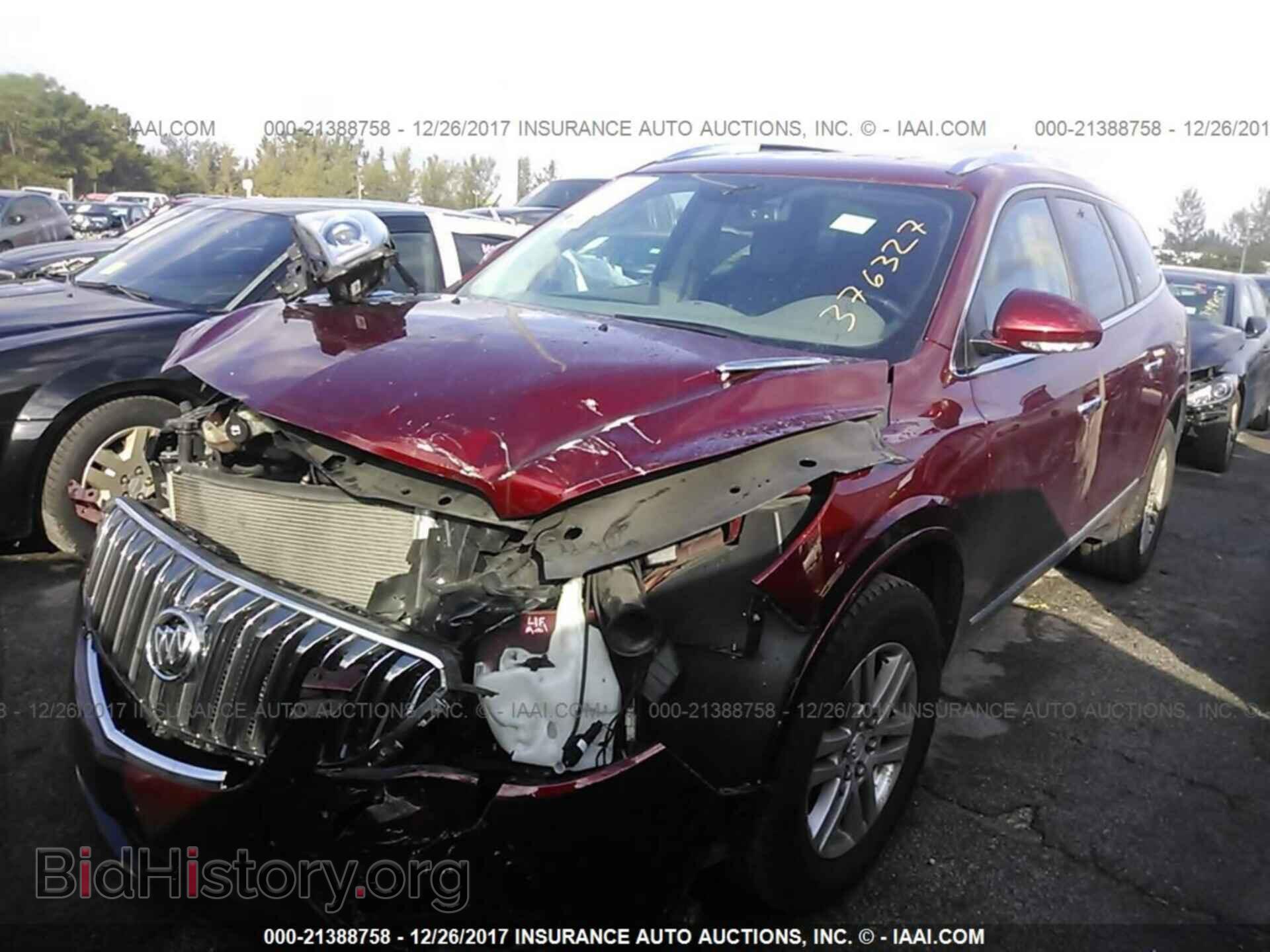2015 Buick Enclave - VIN: 5GAKRAKD1FJ376327 - Фото 2