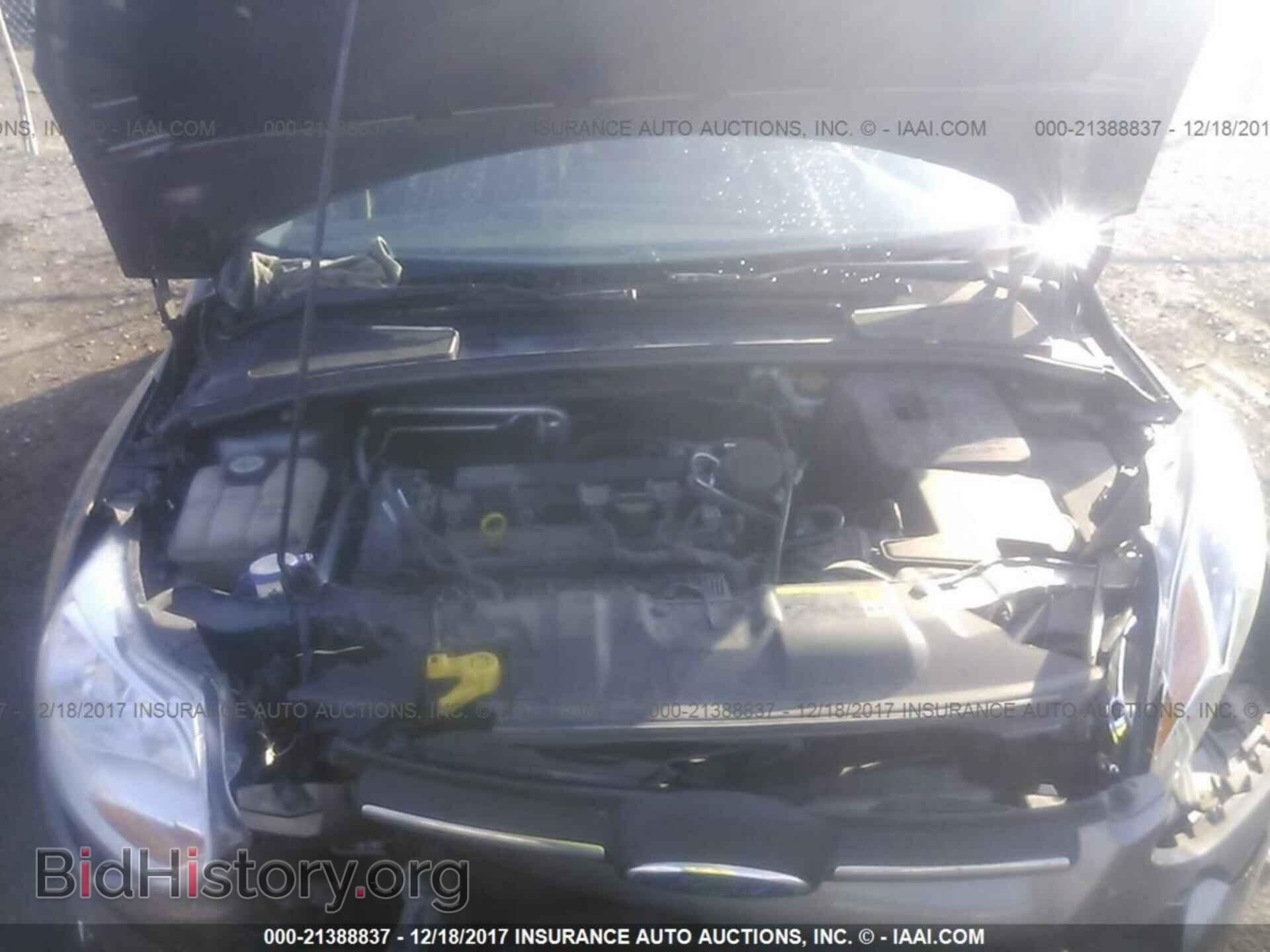 2012 Ford Focus - VIN: 1FAHP3F29CL216236 - Photo 10