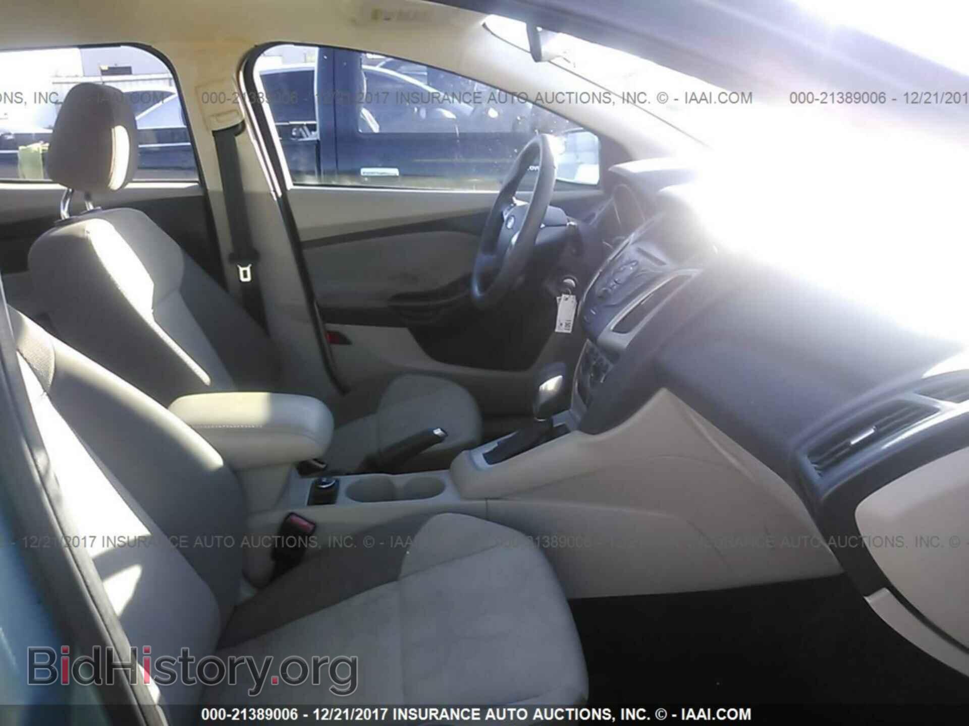 2012 Ford Focus - VIN: 1FAHP3F20CL378854 - Photo 5