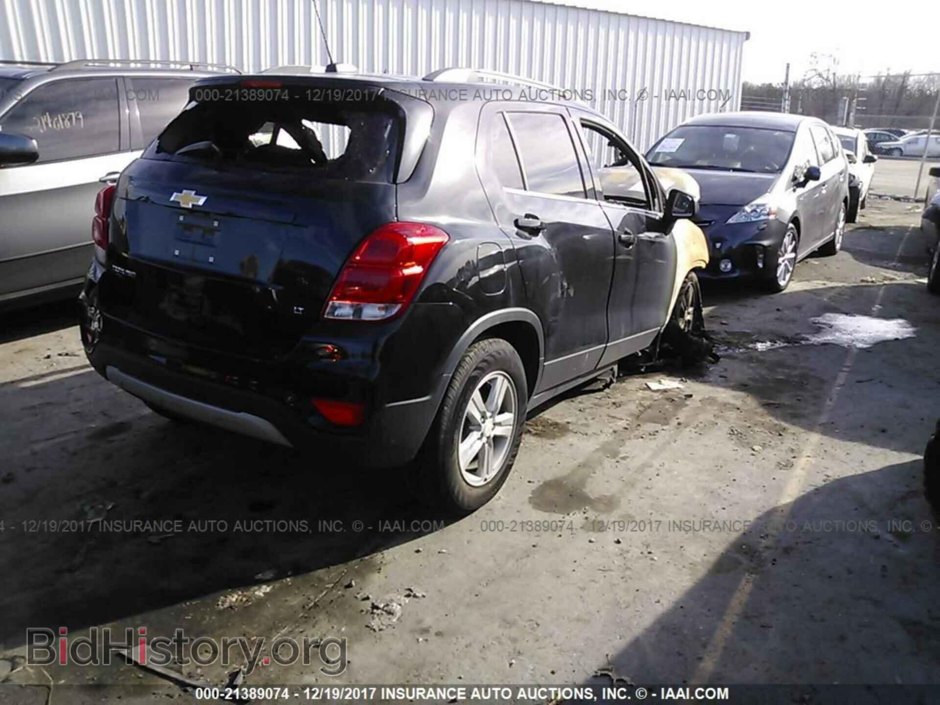 2017 Chevrolet Trax - VIN: 3GNCJPSB3HL139837 - Фото 4