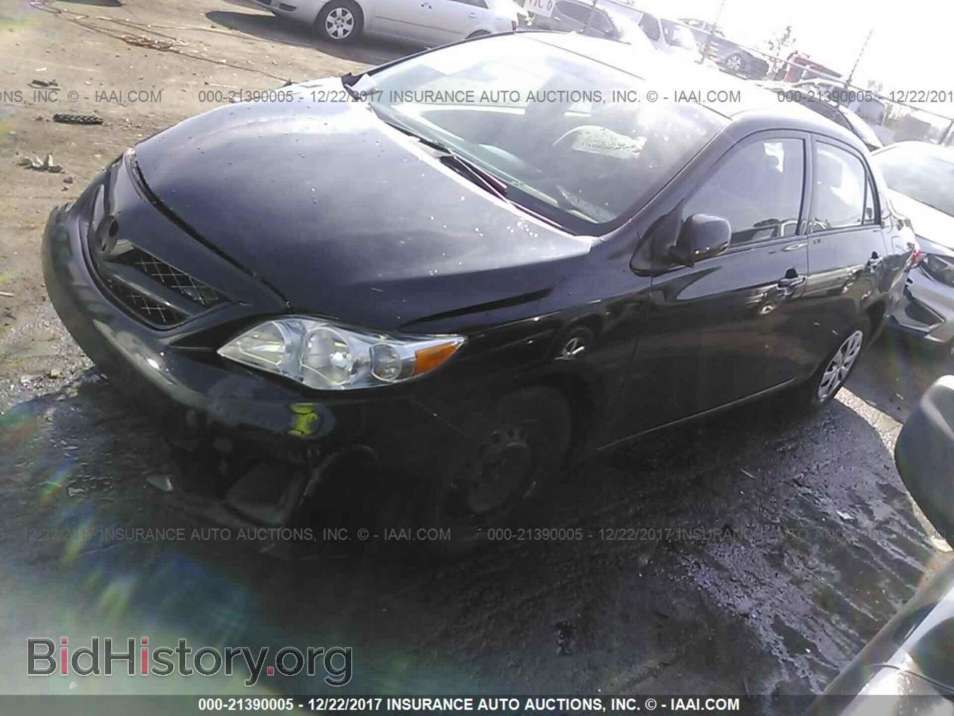 2011 Toyota Corolla - VIN: 2T1BU4EE5BC597759 - Фото 2