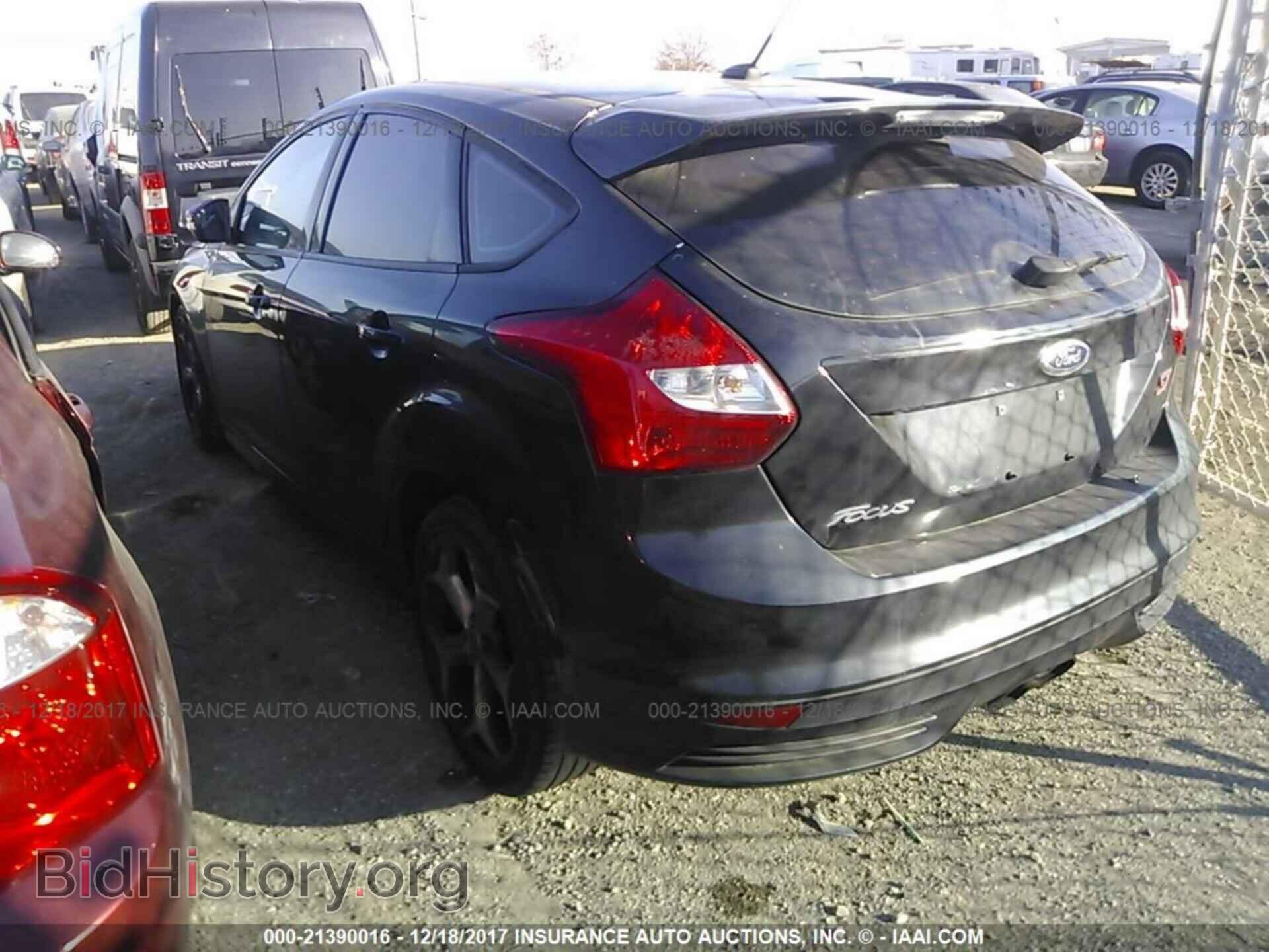 2014 Ford Focus - VIN: 1FADP3L90EL132292 - Фото 3
