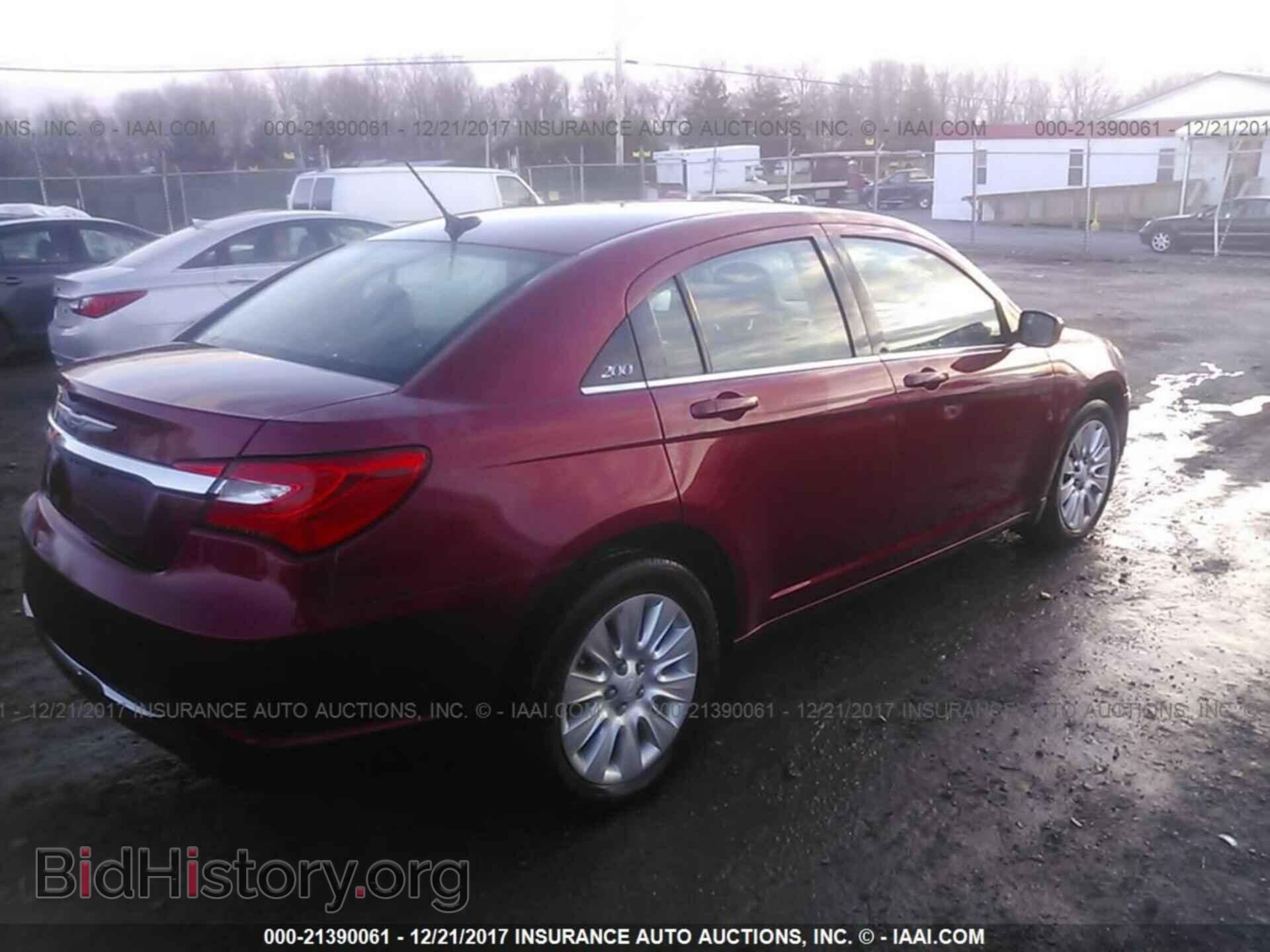 2014 Chrysler 200 - VIN: 1C3CCBAB4EN122892 - Фото 4