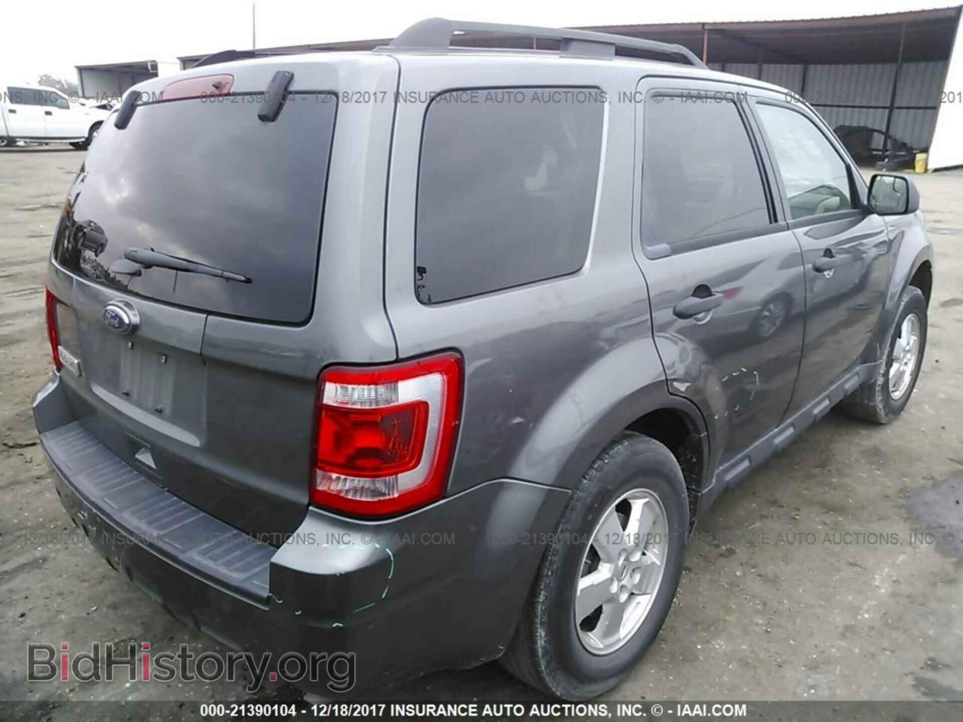 2012 Ford Escape - VIN: 1FMCU0D75CKB82453 - Photo 4