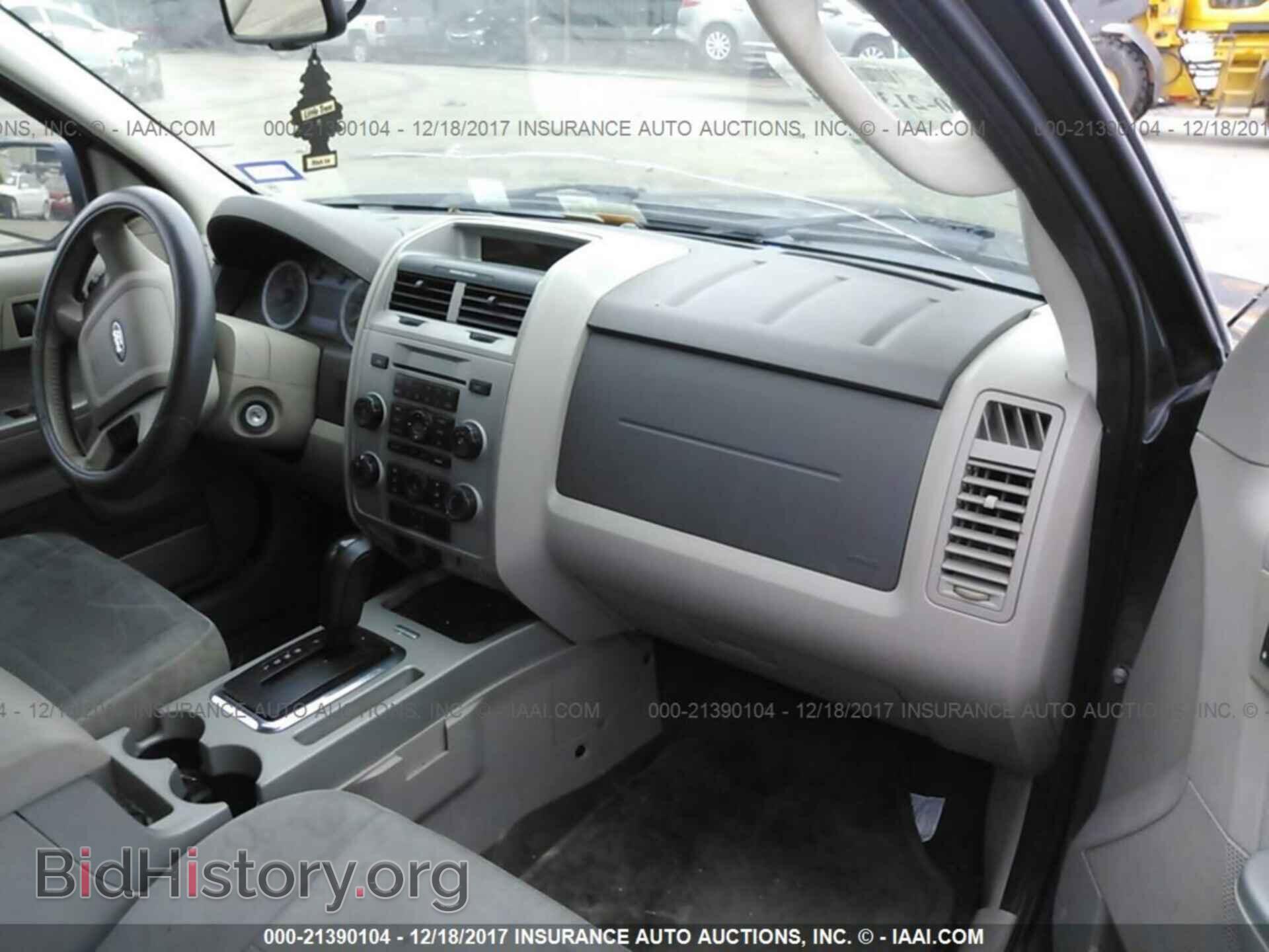 2012 Ford Escape - VIN: 1FMCU0D75CKB82453 - Photo 5