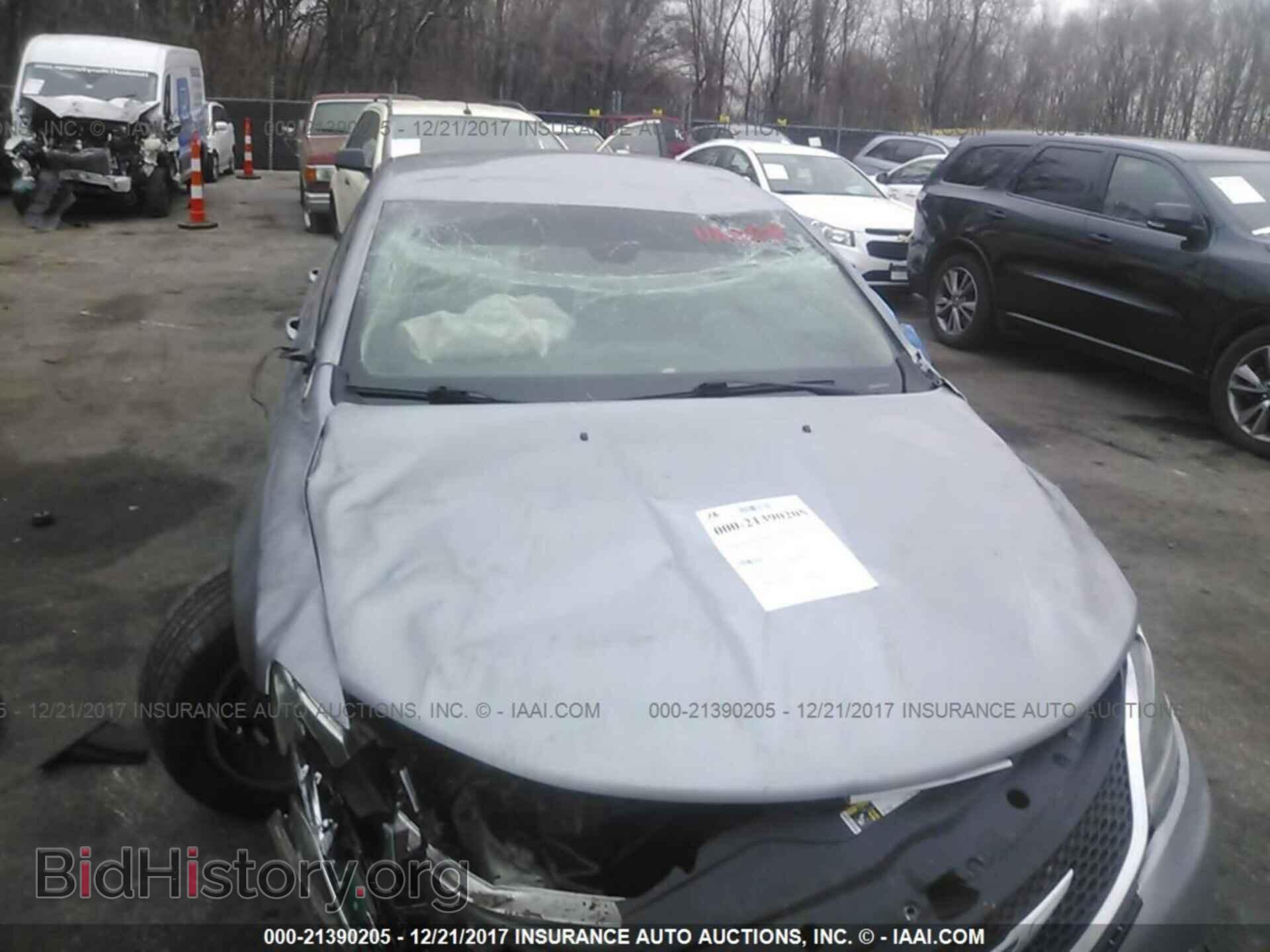 2015 Chrysler 200 - VIN: 1C3CCCAB1FN665737 - Photo 6