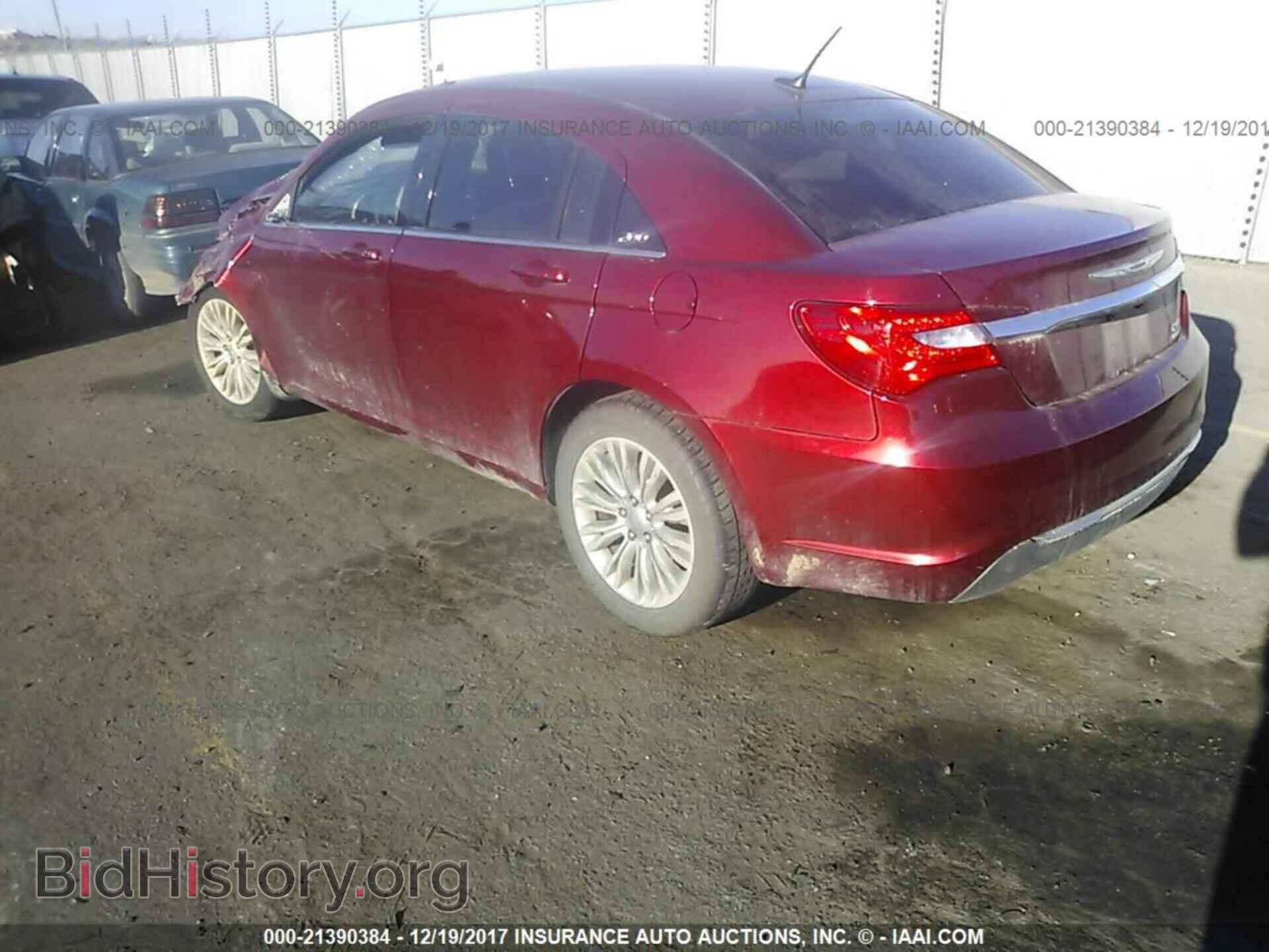 2013 Chrysler 200 - VIN: 1C3CCBBB9DN694117 - Фото 3