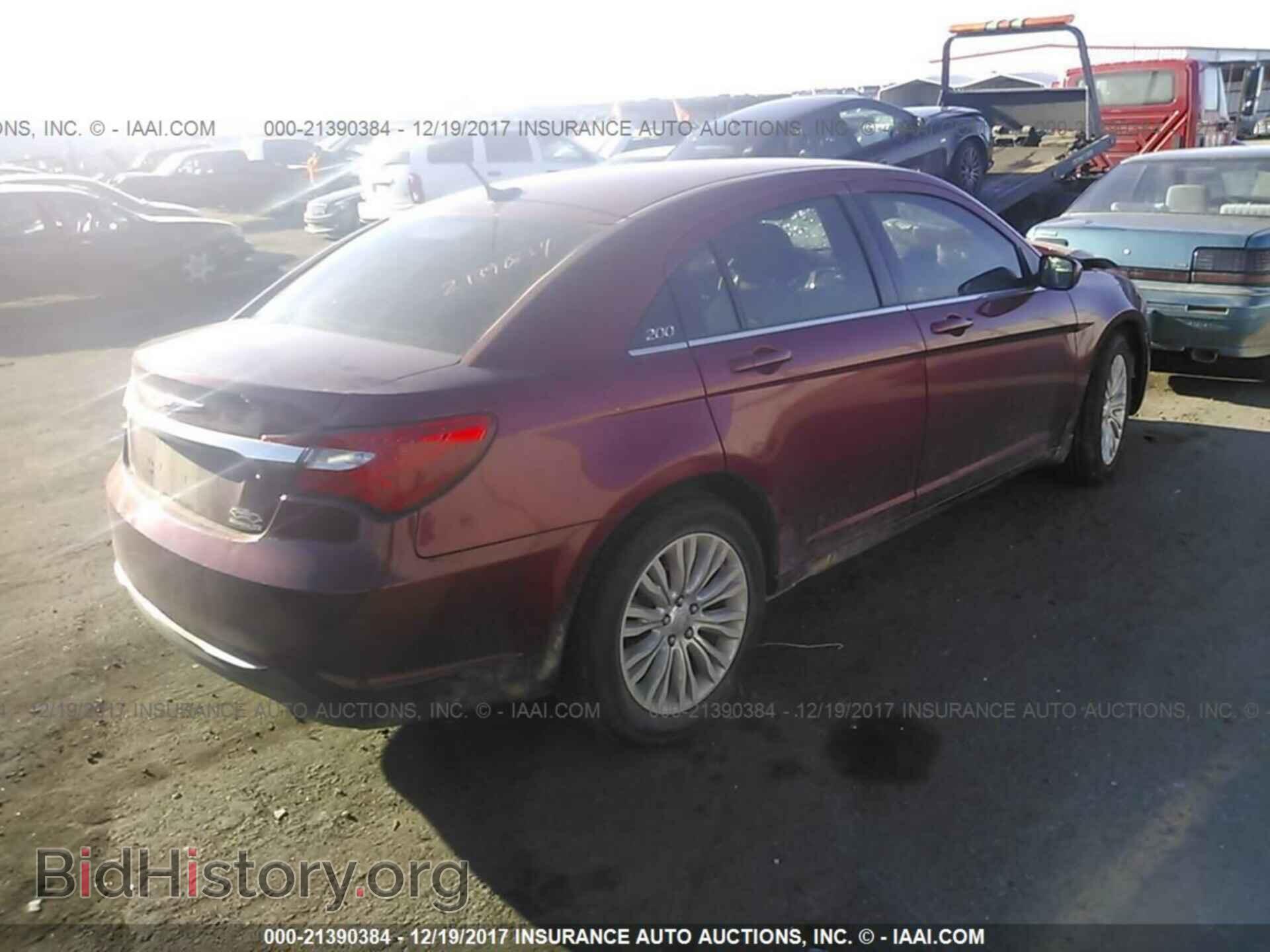 2013 Chrysler 200 - VIN: 1C3CCBBB9DN694117 - Фото 4