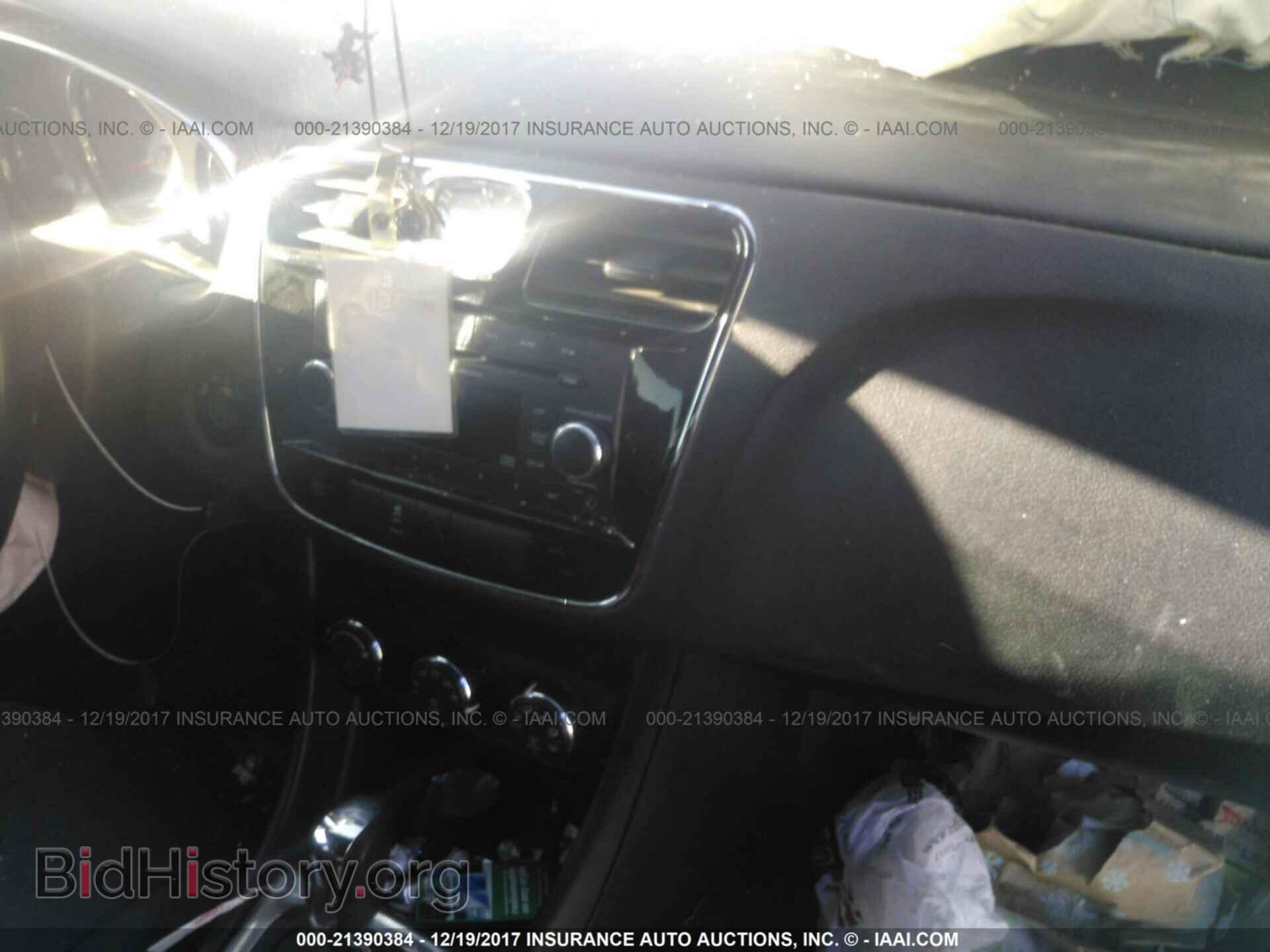 2013 Chrysler 200 - VIN: 1C3CCBBB9DN694117 - Фото 5