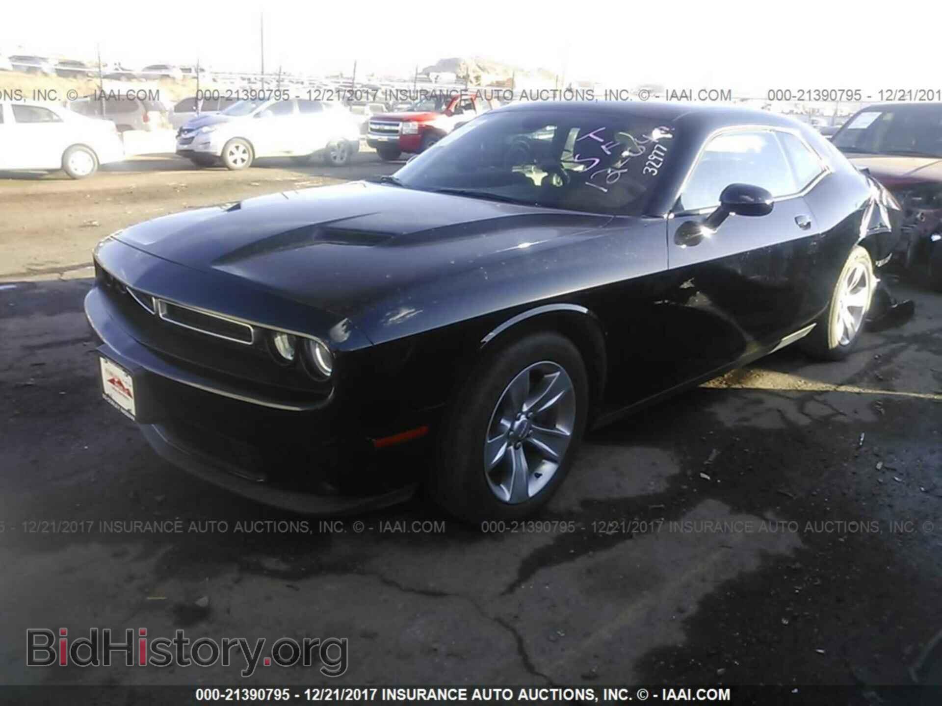 2016 Dodge Challenger - VIN: 2C3CDZAG3GH217604 - Photo 2