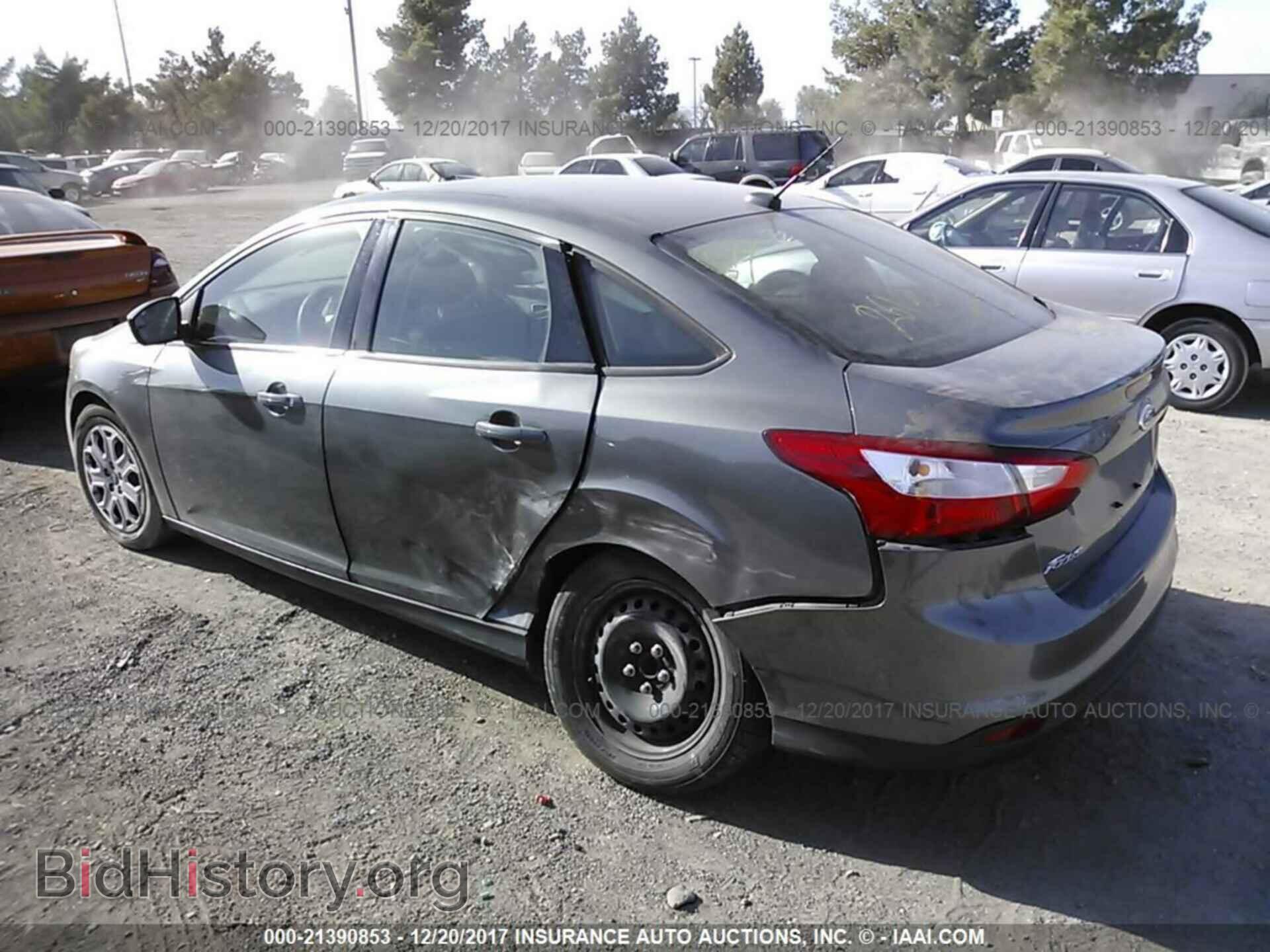 2012 Ford Focus - VIN: 1FAHP3F2XCL337941 - Фото 3