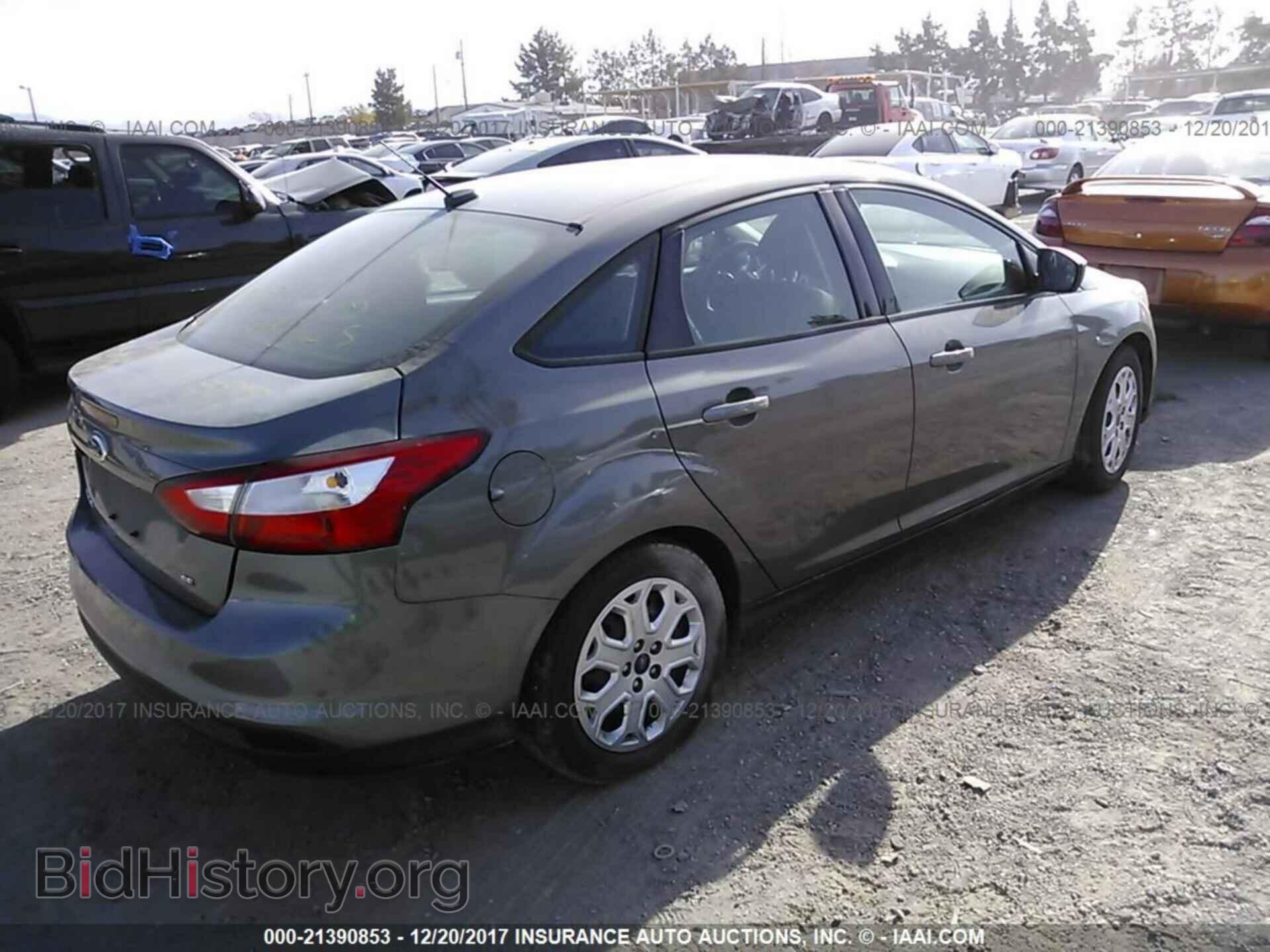 2012 Ford Focus - VIN: 1FAHP3F2XCL337941 - Фото 4