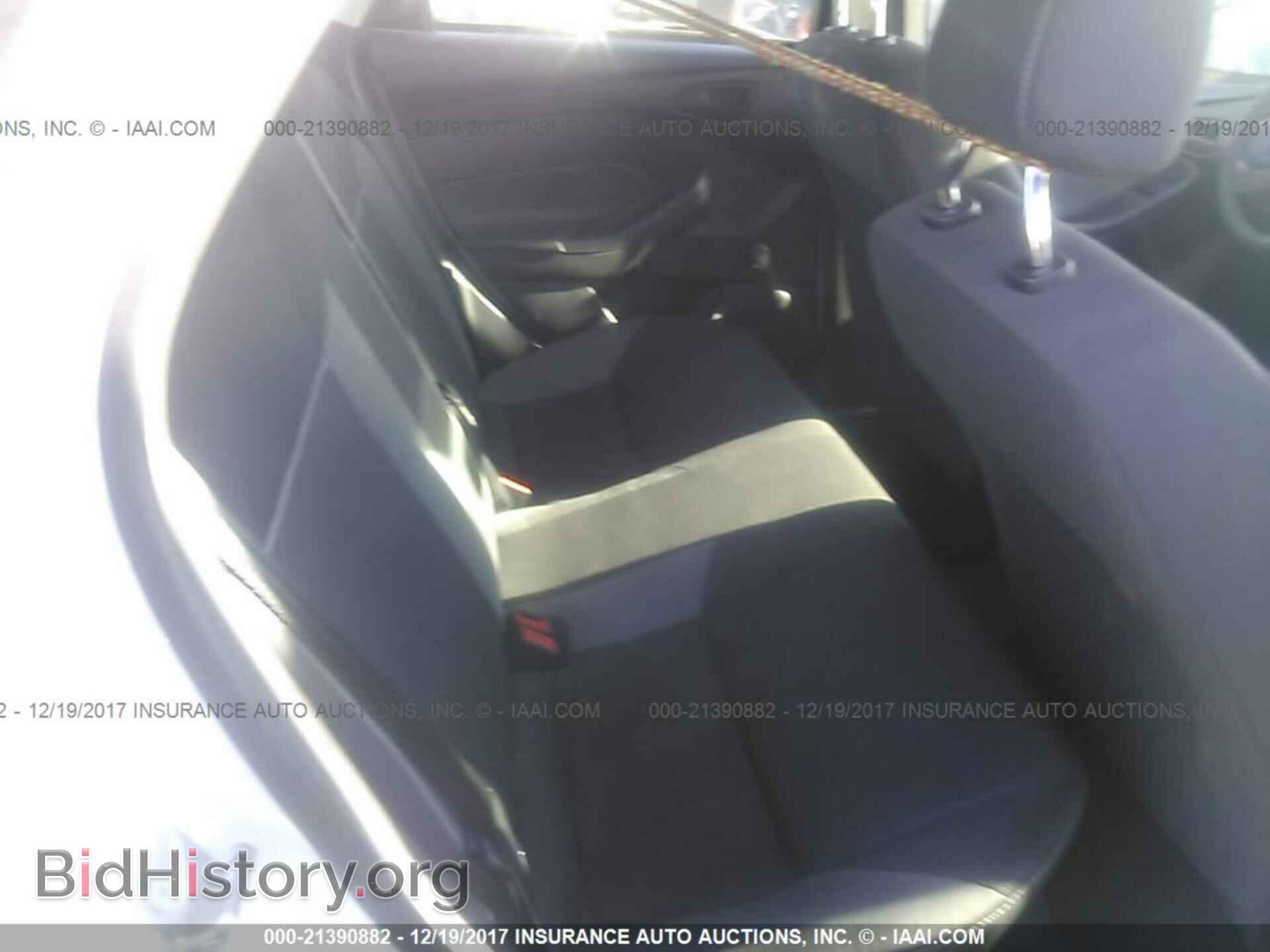 2014 Ford Focus - VIN: 1FADP3E22EL221314 - Photo 8