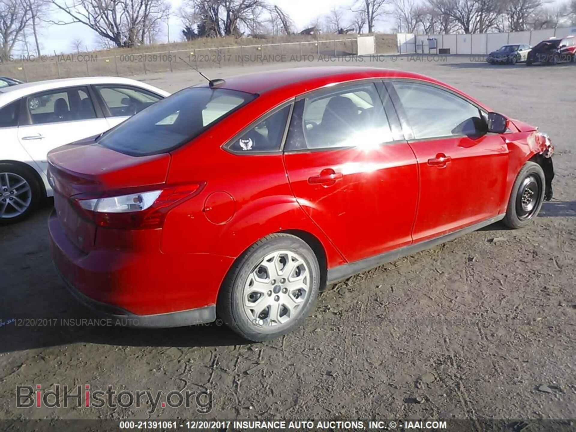 2012 Ford Focus - VIN: 1FAHP3F27CL314021 - Фото 4