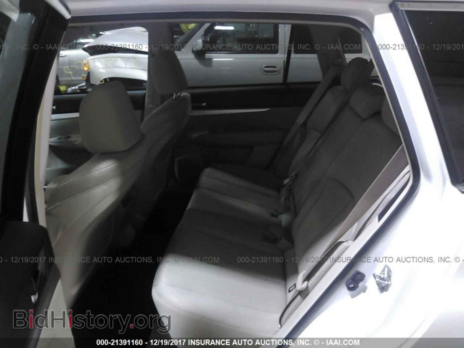 2012 Subaru Outback - VIN: 4S4BRCGC0C3236145 - Photo 8