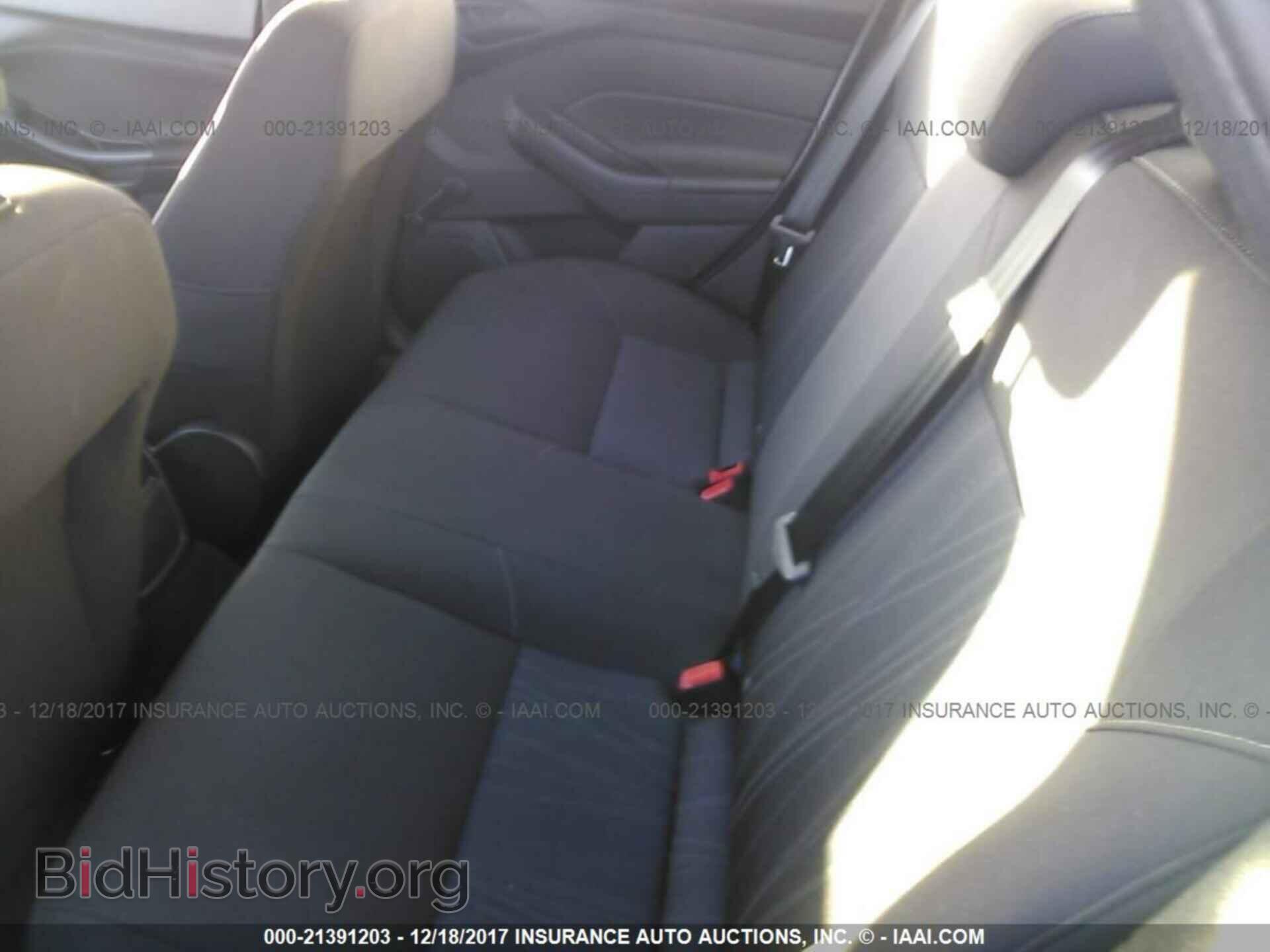 2017 Ford Focus - VIN: 1FADP3E2XHL236096 - Фото 8