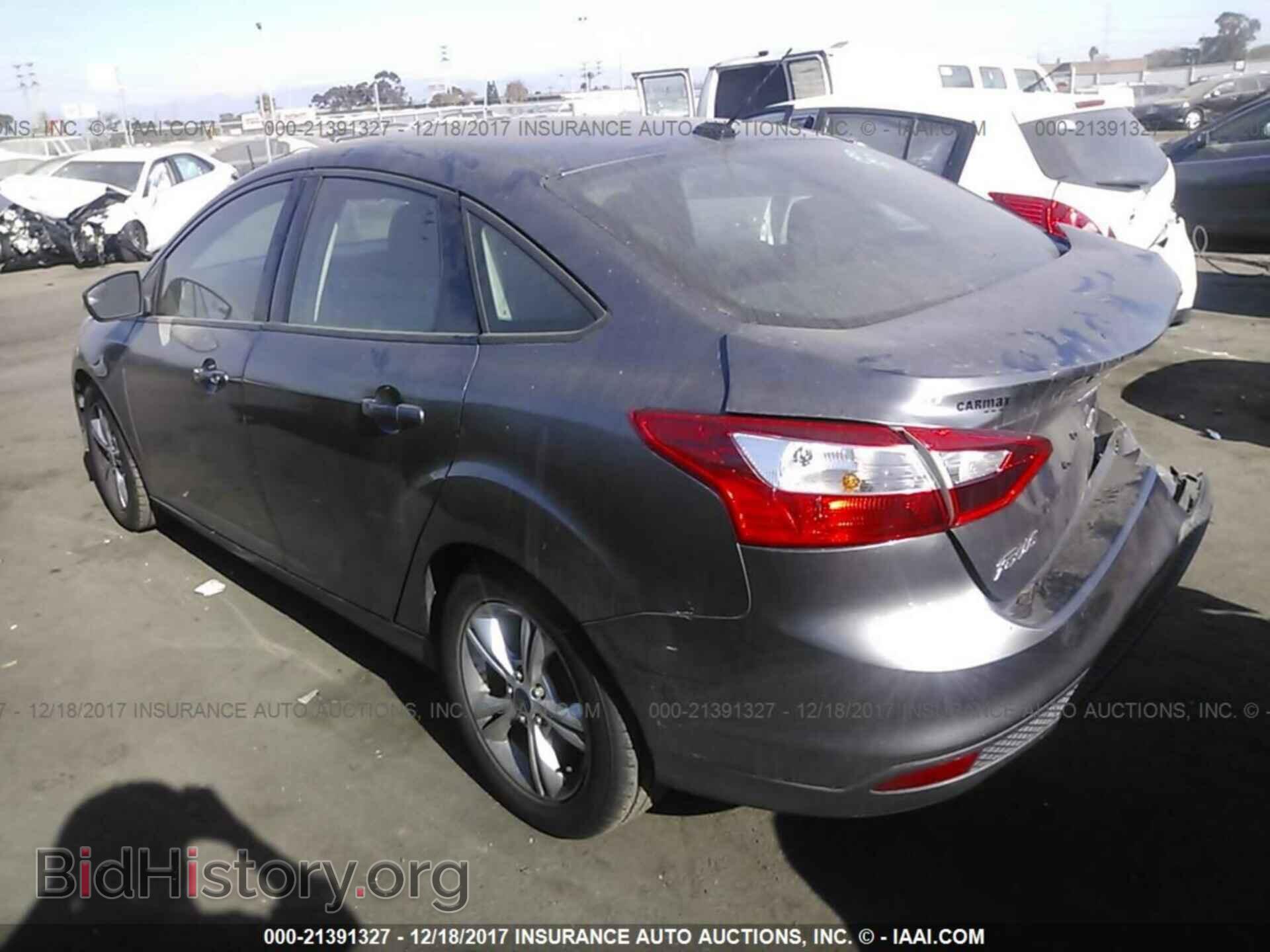 2013 Ford Focus - VIN: 1FADP3F24DL314557 - Фото 3
