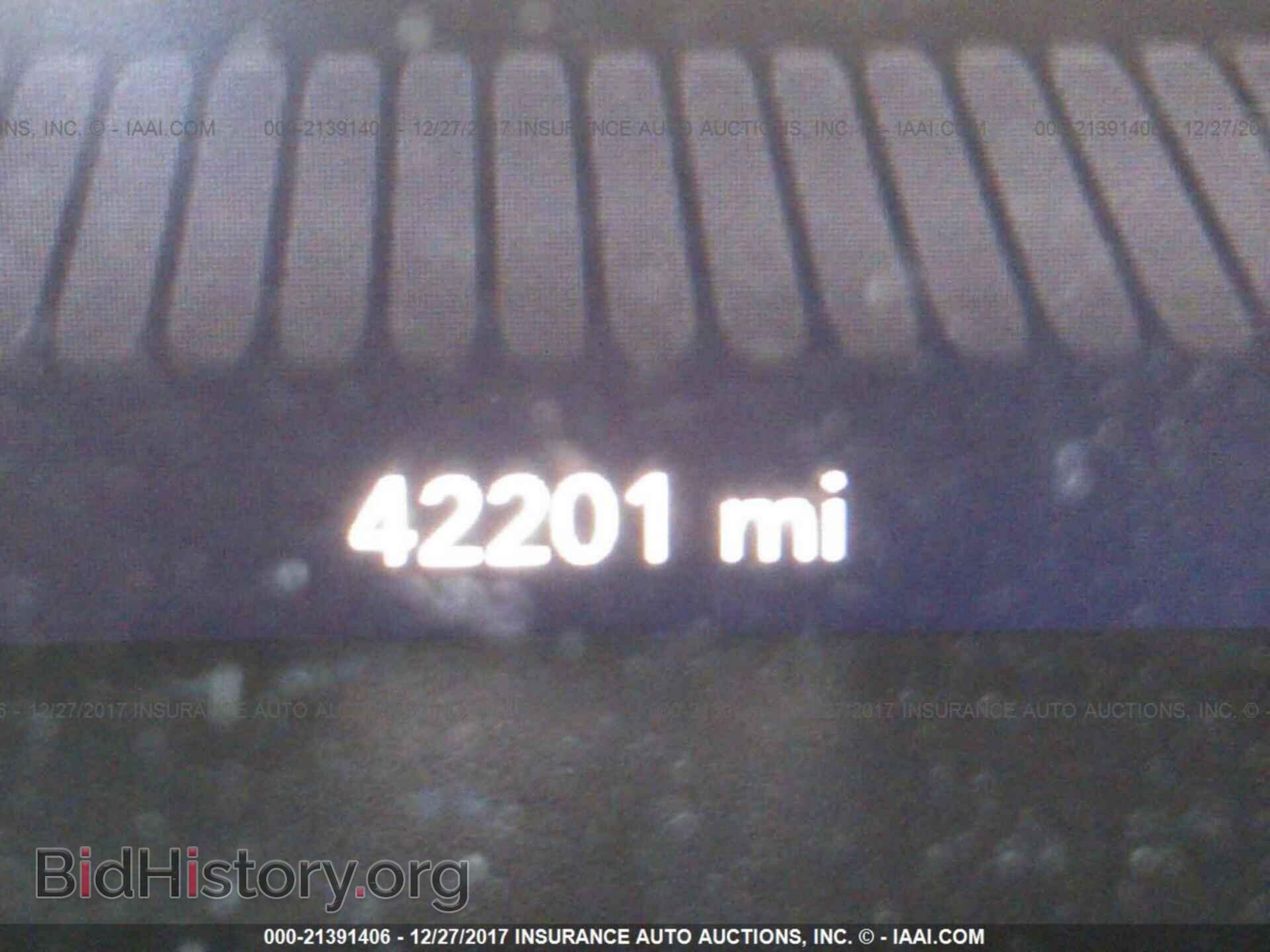 2016 Dodge Challenger - VIN: 2C3CDZAG8GH107647 - Фото 7