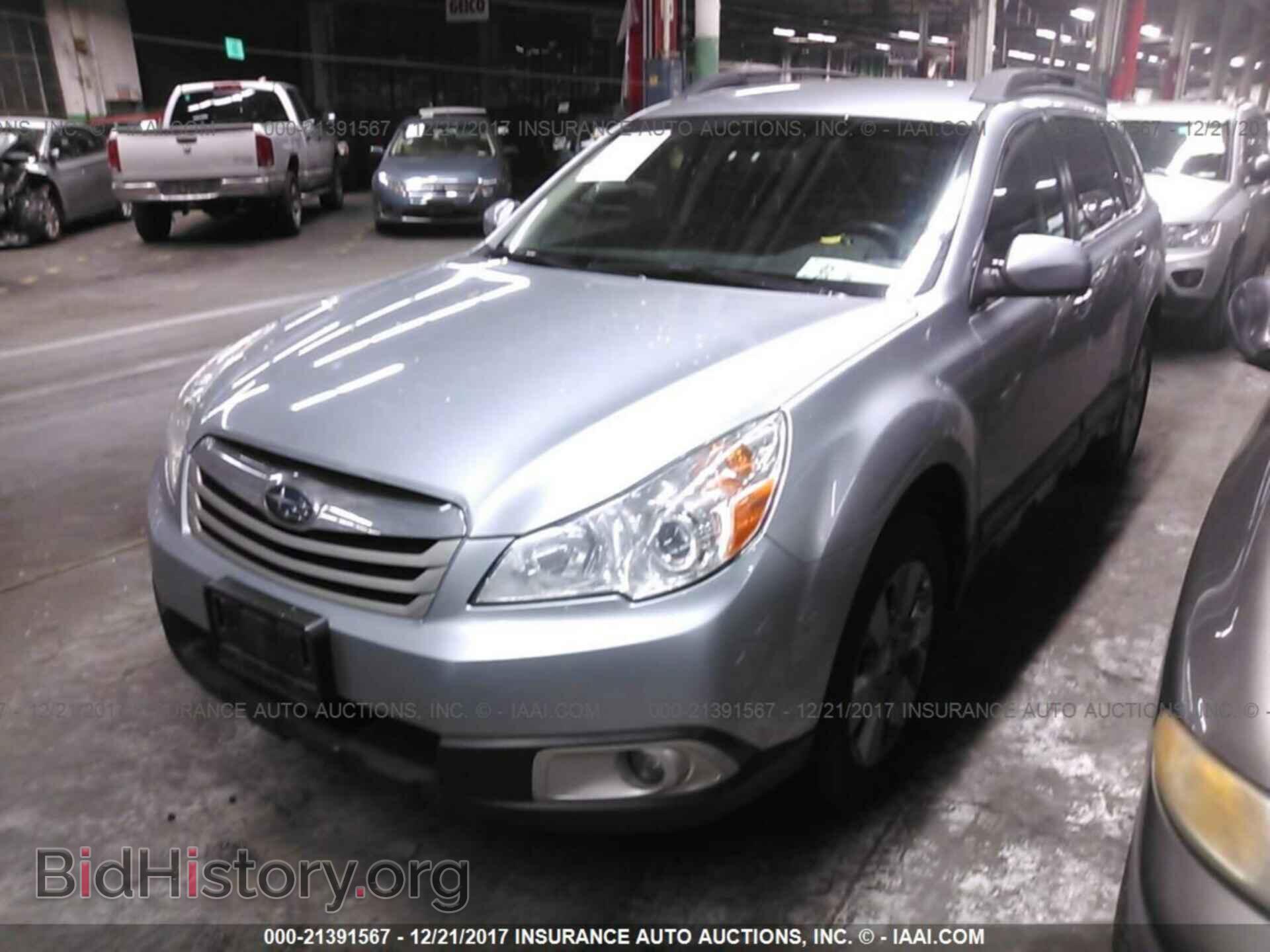 2012 Subaru Outback - VIN: 4S4BRBCC5C3270422 - Фото 2