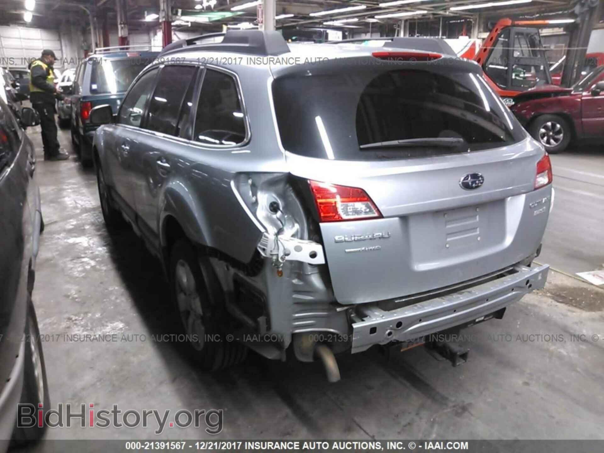 2012 Subaru Outback - VIN: 4S4BRBCC5C3270422 - Фото 3