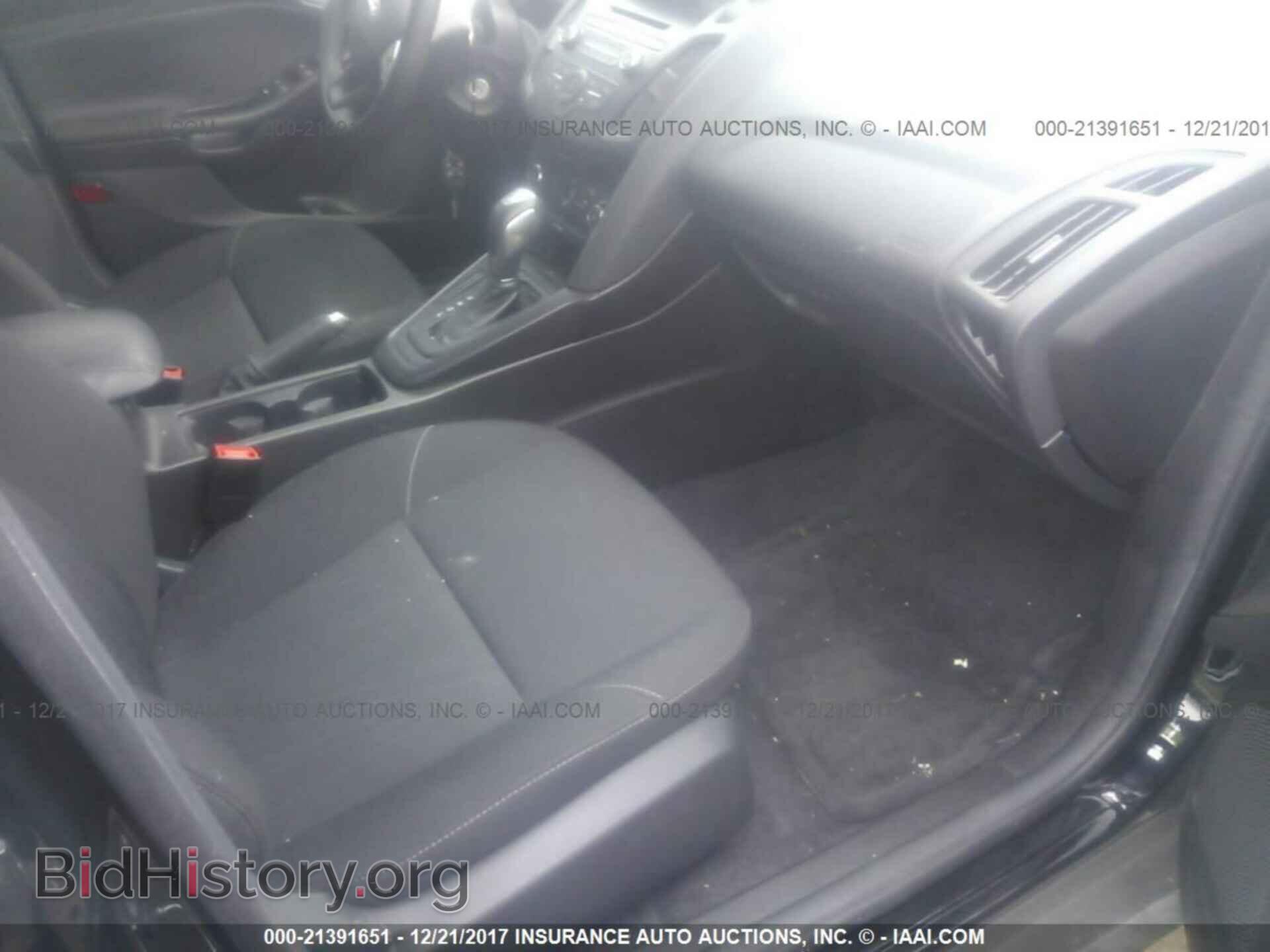 2016 Ford Focus - VIN: 1FADP3F26GL358127 - Фото 5