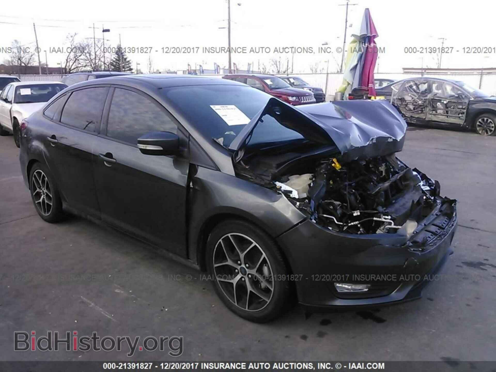 Фотография 1FADP3H24HL260518 - Ford Focus 2017