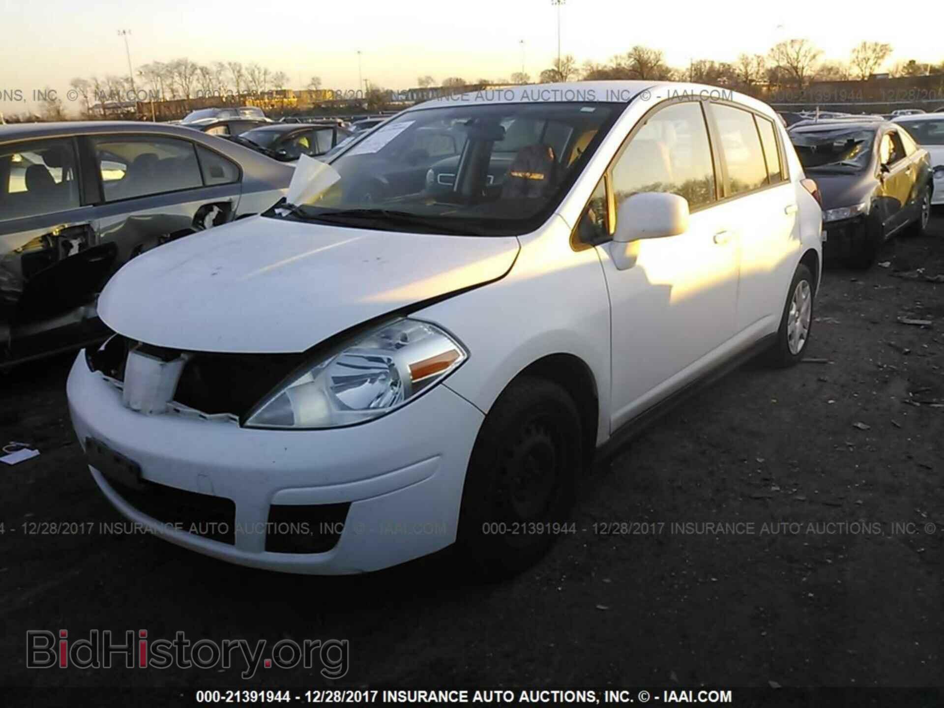 2011 Nissan Versa - VIN: 3N1BC1CP4BL477411 - Фото 2