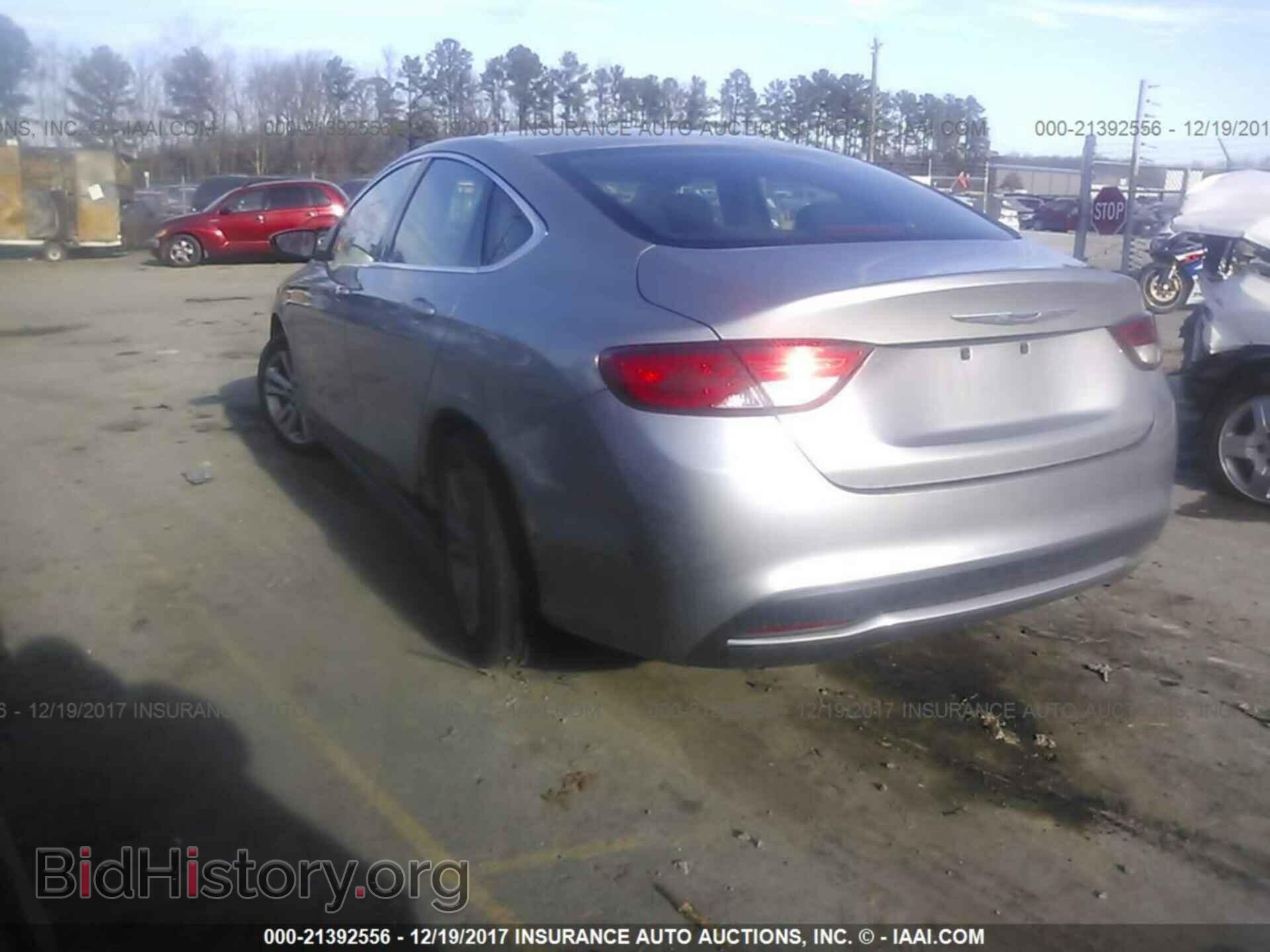 2015 Chrysler 200 - VIN: 1C3CCCAB1FN577612 - Фото 3