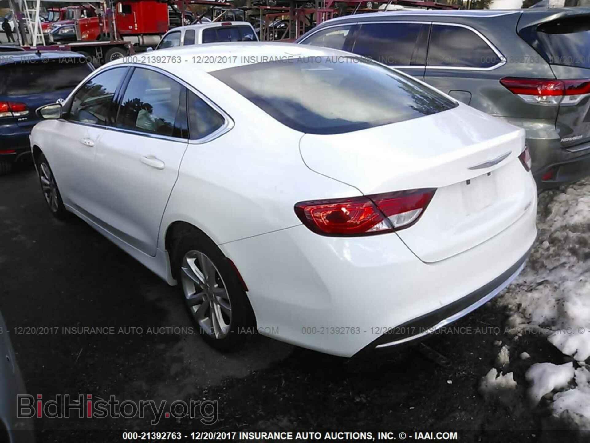 2015 Chrysler 200 - VIN: 1C3CCCAB8FN633609 - Photo 3
