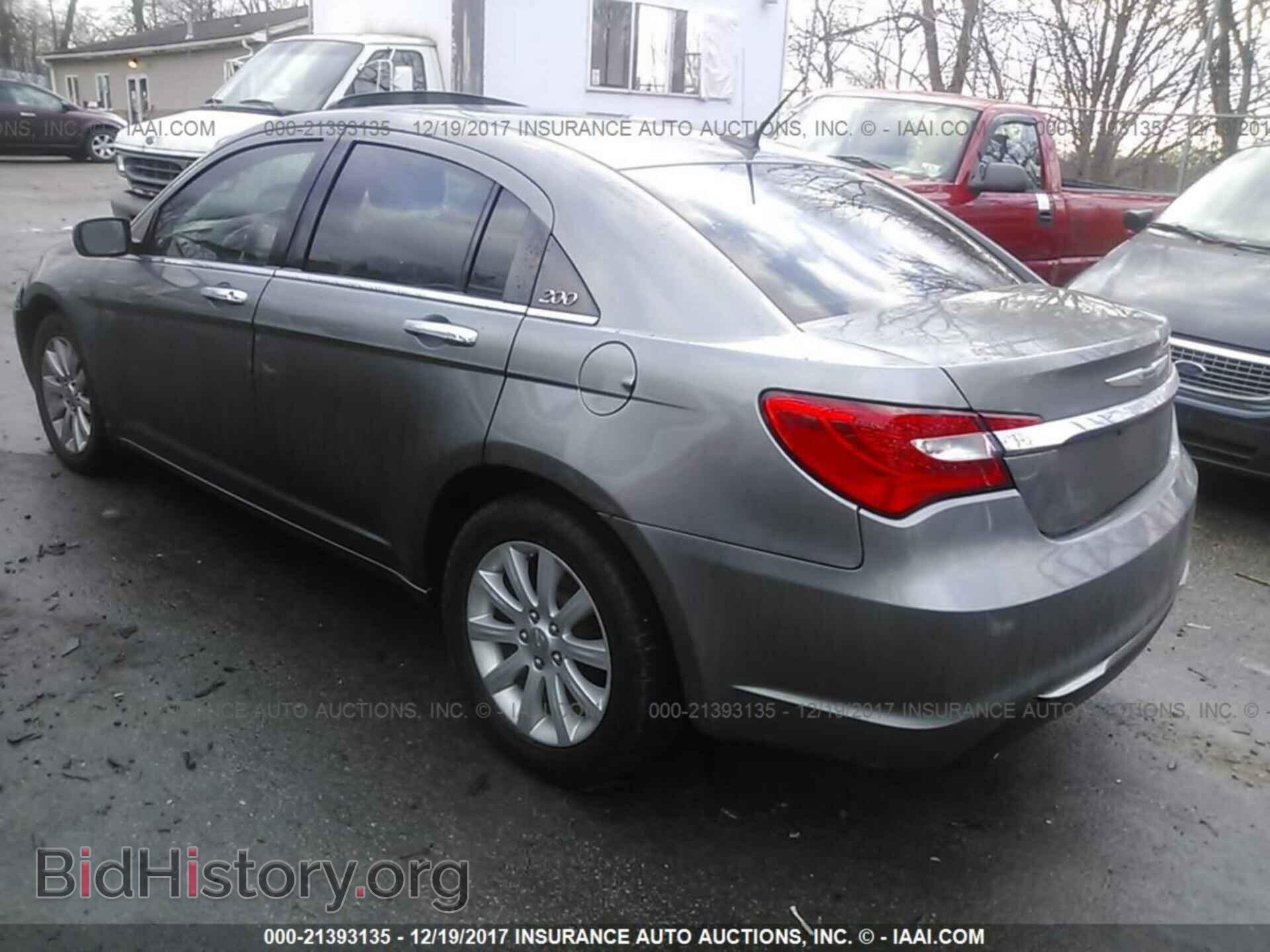 2013 Chrysler 200 - VIN: 1C3CCBCG7DN524705 - Photo 3