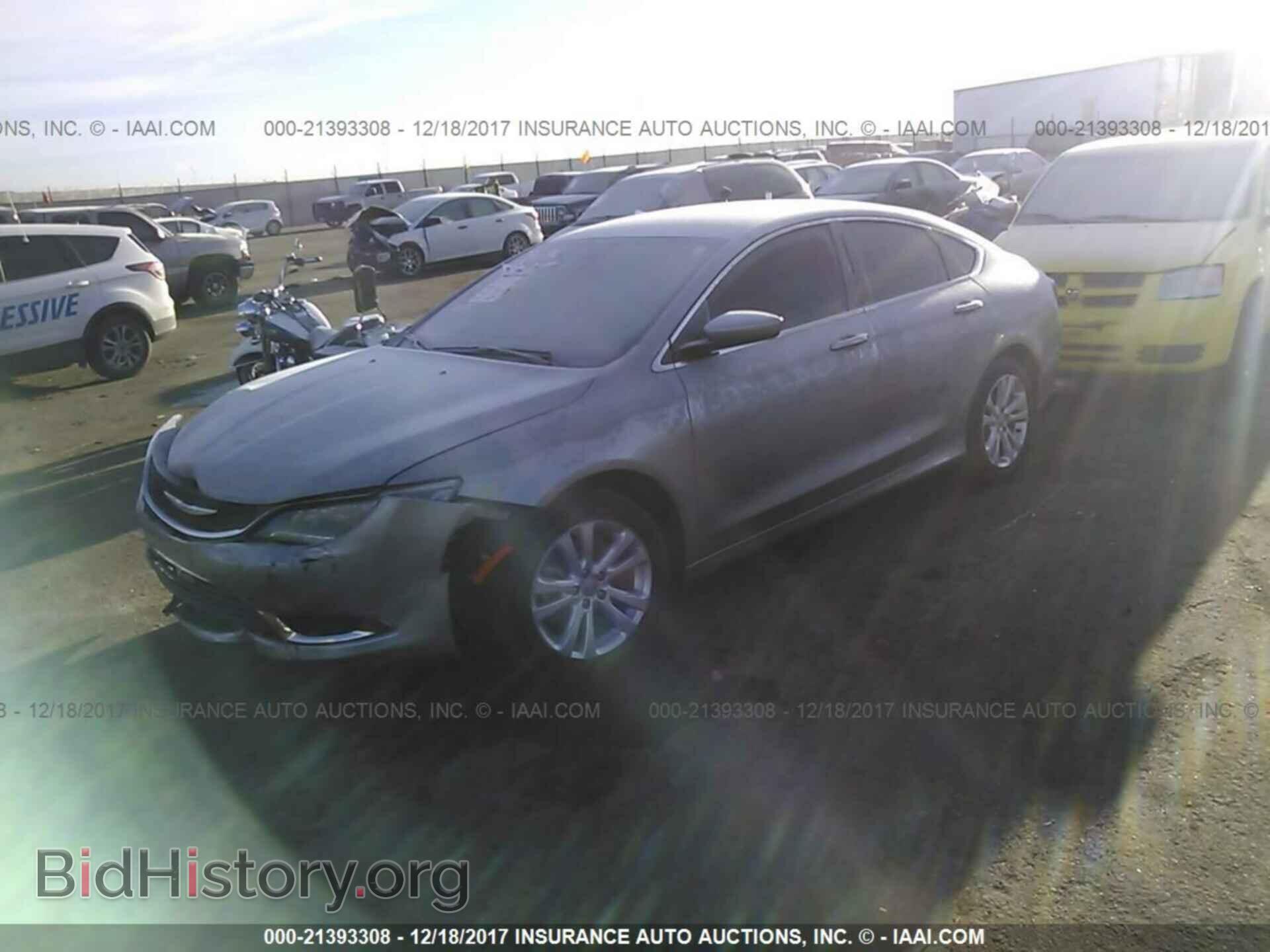 2015 Chrysler 200 - VIN: 1C3CCCAB9FN604071 - Фото 2