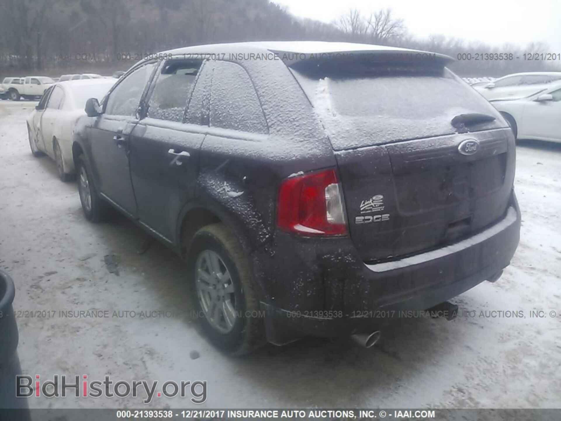 2011 Ford Edge - VIN: 2FMDK3GCXBBB07860 - Photo 3