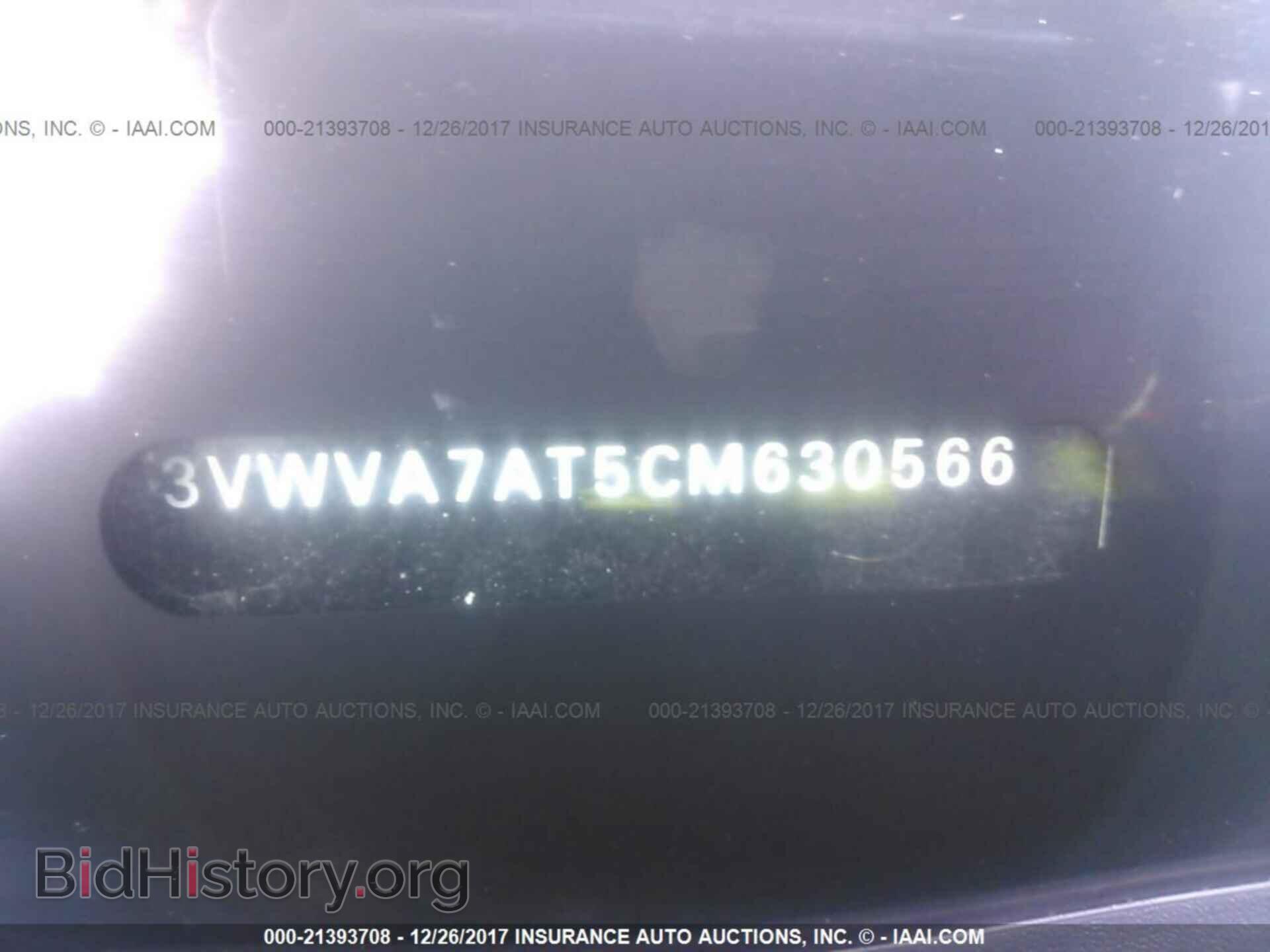 2012 Volkswagen Beetle - VIN: 3VWVA7AT5CM630566 - Фото 9