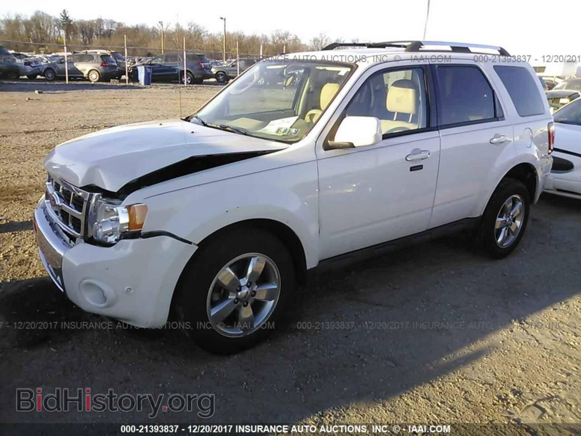 2012 Ford Escape - VIN: 1FMCU9EG9CKB09332 - Photo 2