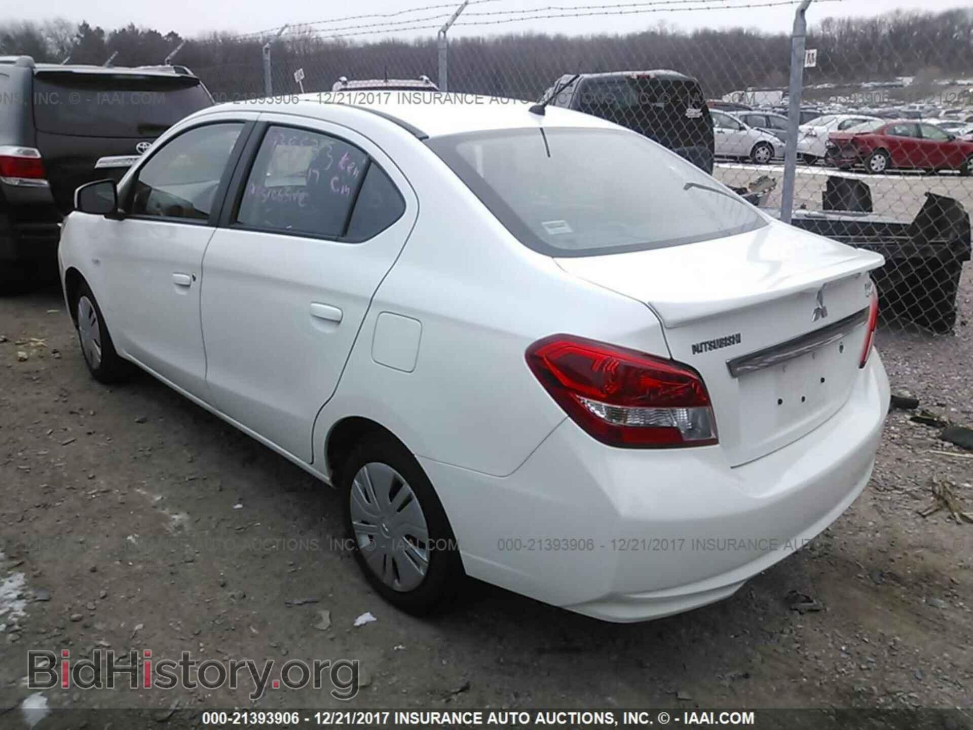 2017 Mitsubishi Mirage - VIN: ML32F3FJ0HHF16581 - Фото 3